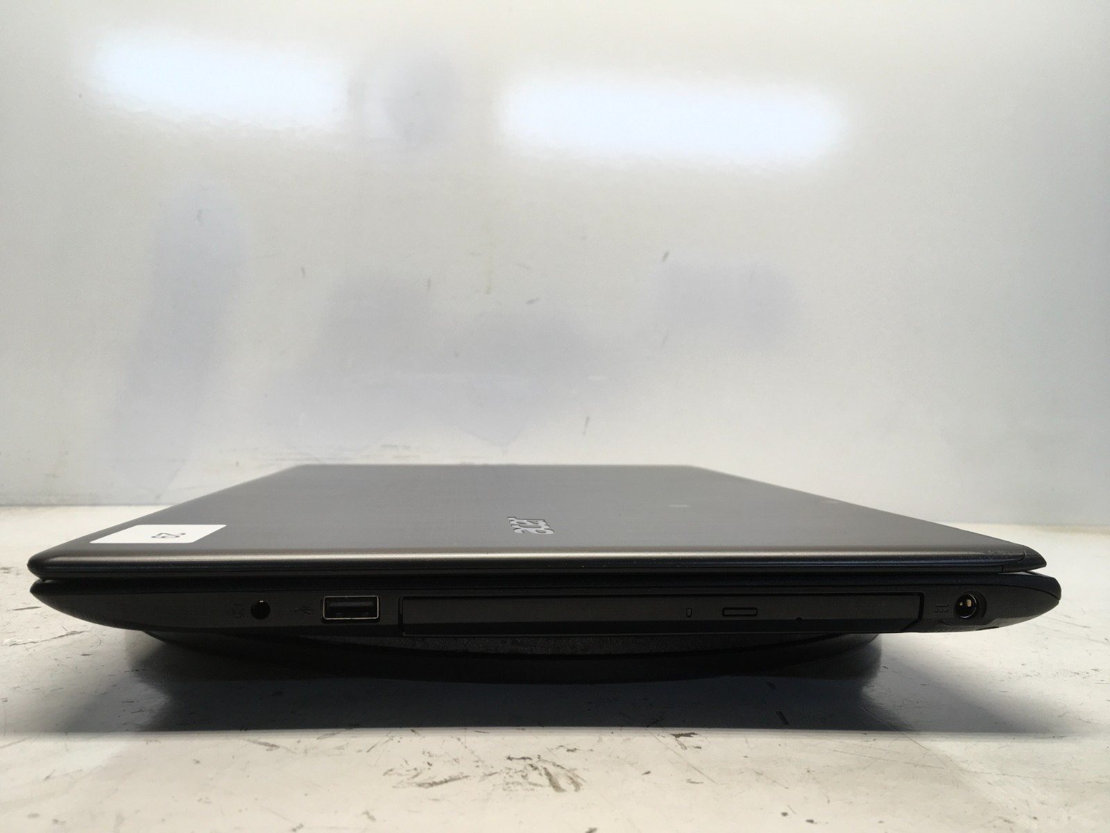 Acer Aspire E15 E5-575-53C7 Intel i5-7200U 2.5GHz 4 GB NO HDD