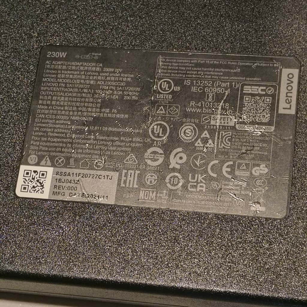 Lenovo Legion 5 15ACH6 – 16GB RAM – AMD Ryzen 7 5800H / Radeon, 3201 Mhz, 8 Core