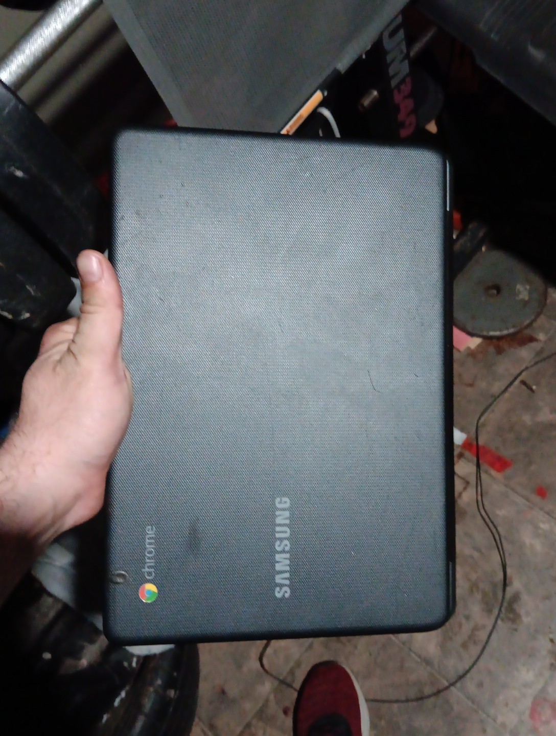 Samsung Chromebook 3 XE500C13 11.6 in. (For Parts/Cracked Screen) Untested