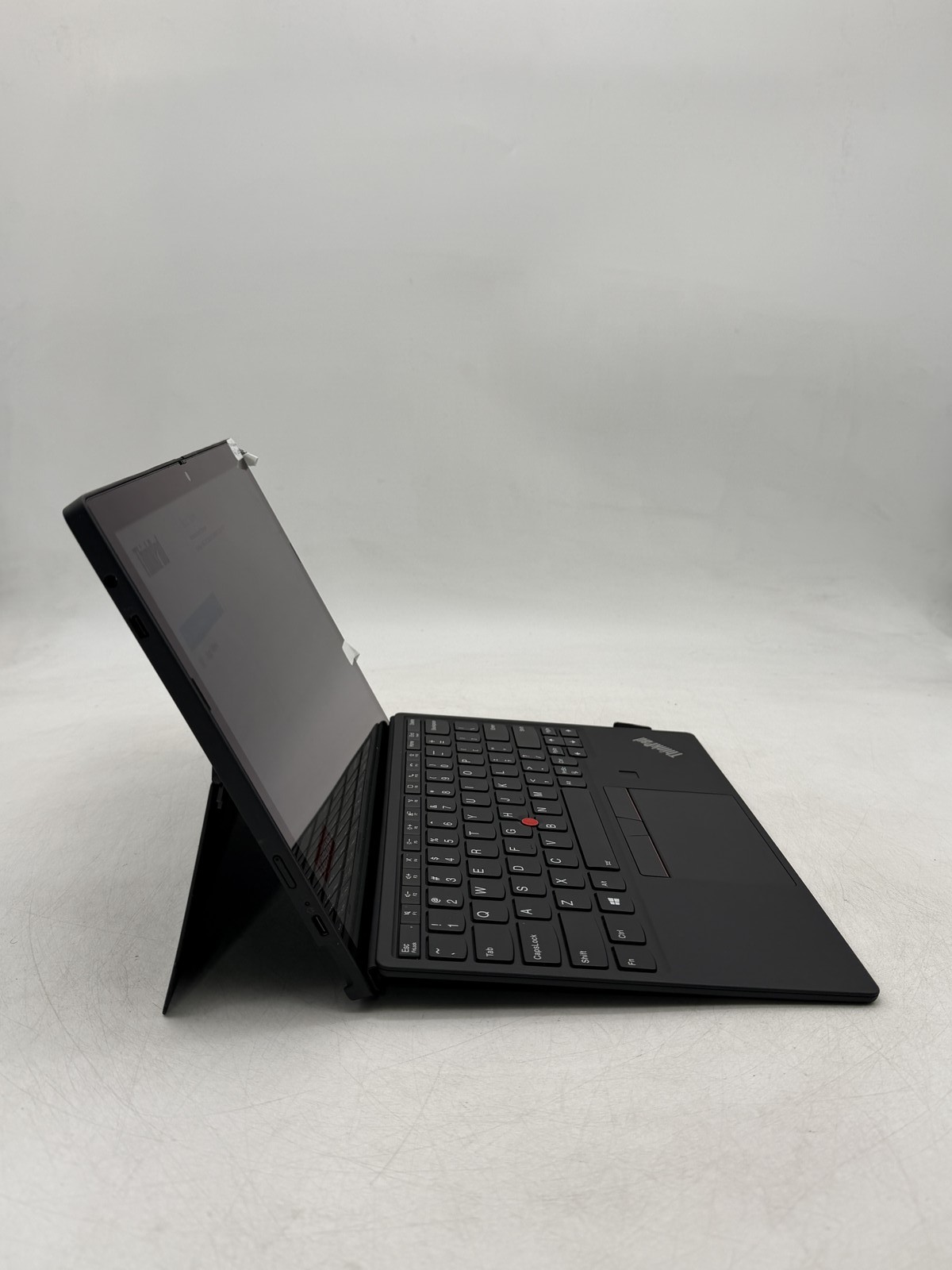 Lenovo ThinkPad X12 Detachable (Gen 1) 12.3″ i5-1130G7 8GB 256GB No OS Read