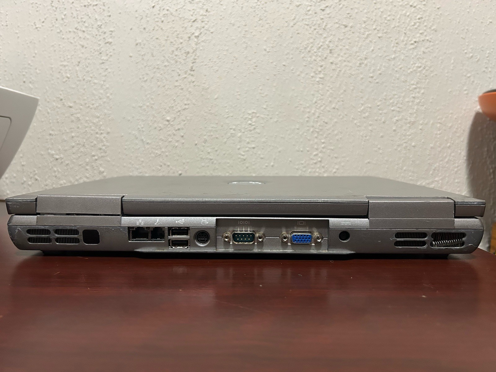 Dell Latitude D810 512 MB RAM No HDD No WiFi Card No Optical Drive ..Power On