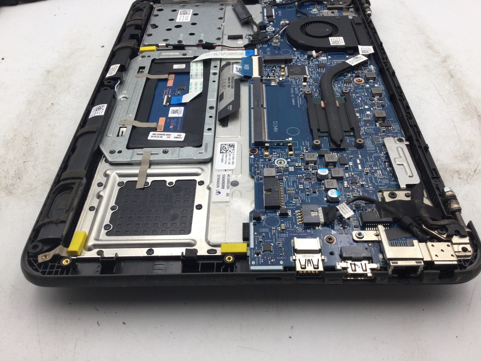 DELL LATITUDE 3380 – FOR PARTS – MISSING PARTS – INTEL I5 -READ DESCRIPTION-BB