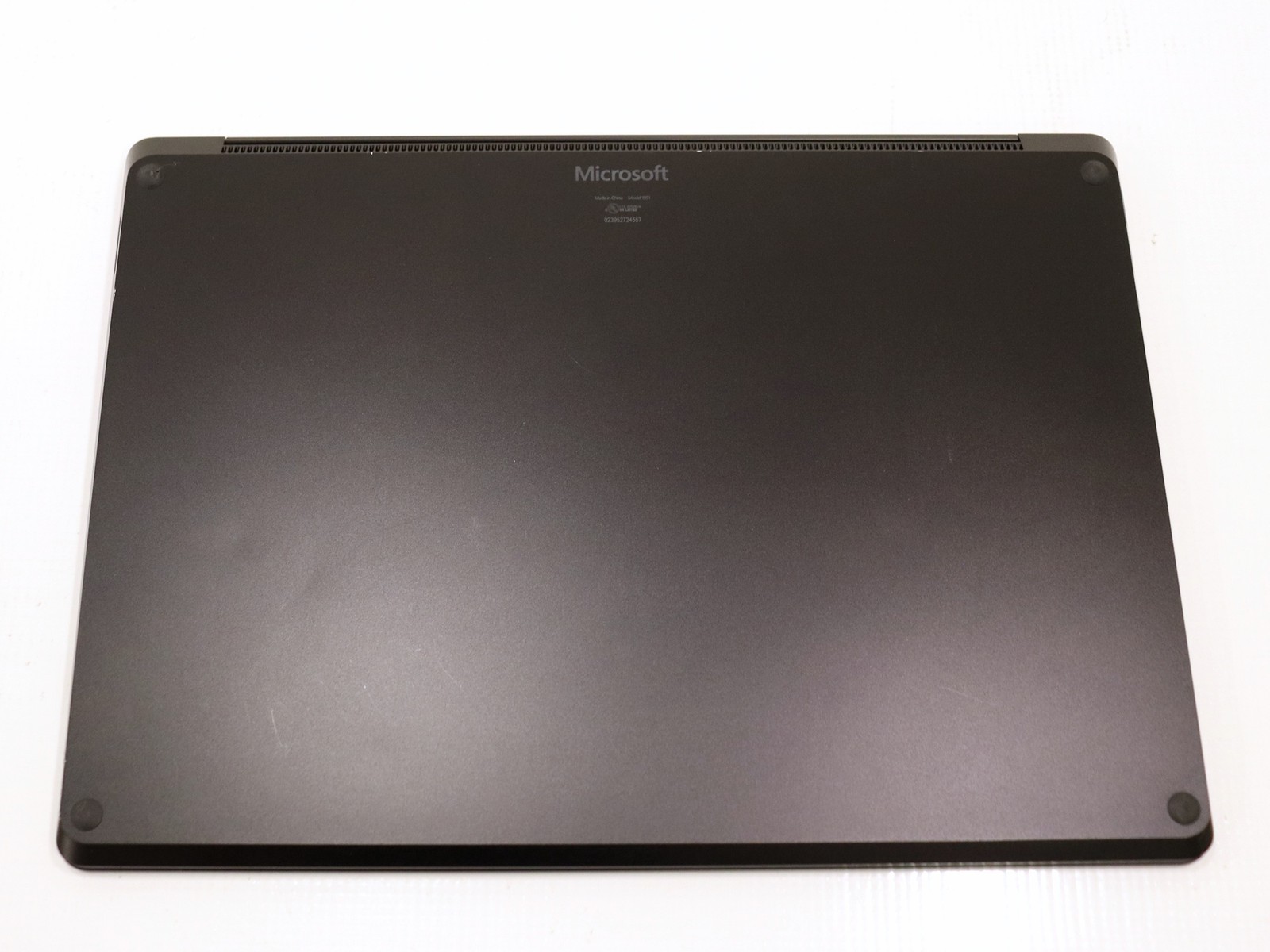 Microsoft Surface Laptop 4 1951 13.5″ Touch Intel i5-1145G7 16GB 256GB NVMe W11P