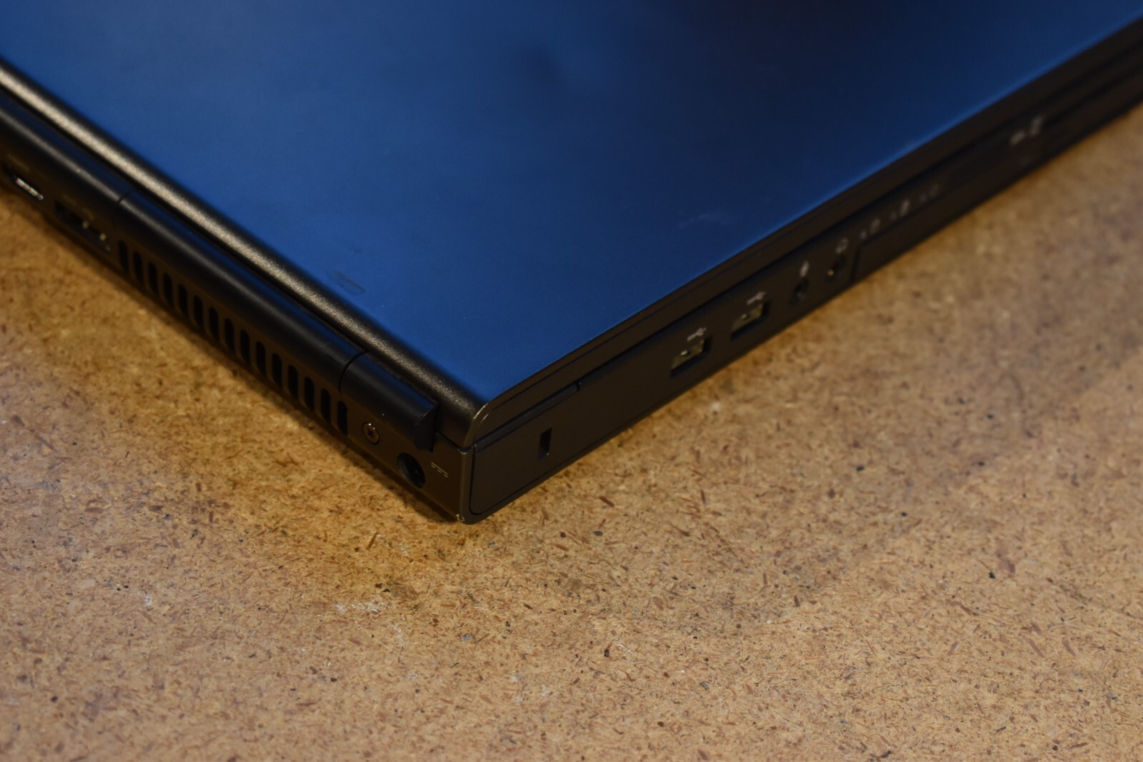 Dell Precision M6800 Quad Core i7-4810QM 16GB 256GB SSD Windows 7 NVidia K3100M