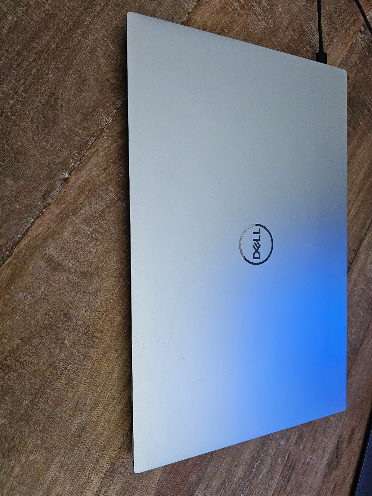 dell xps 17 9700 i9 10885h 32gb rtx 2060