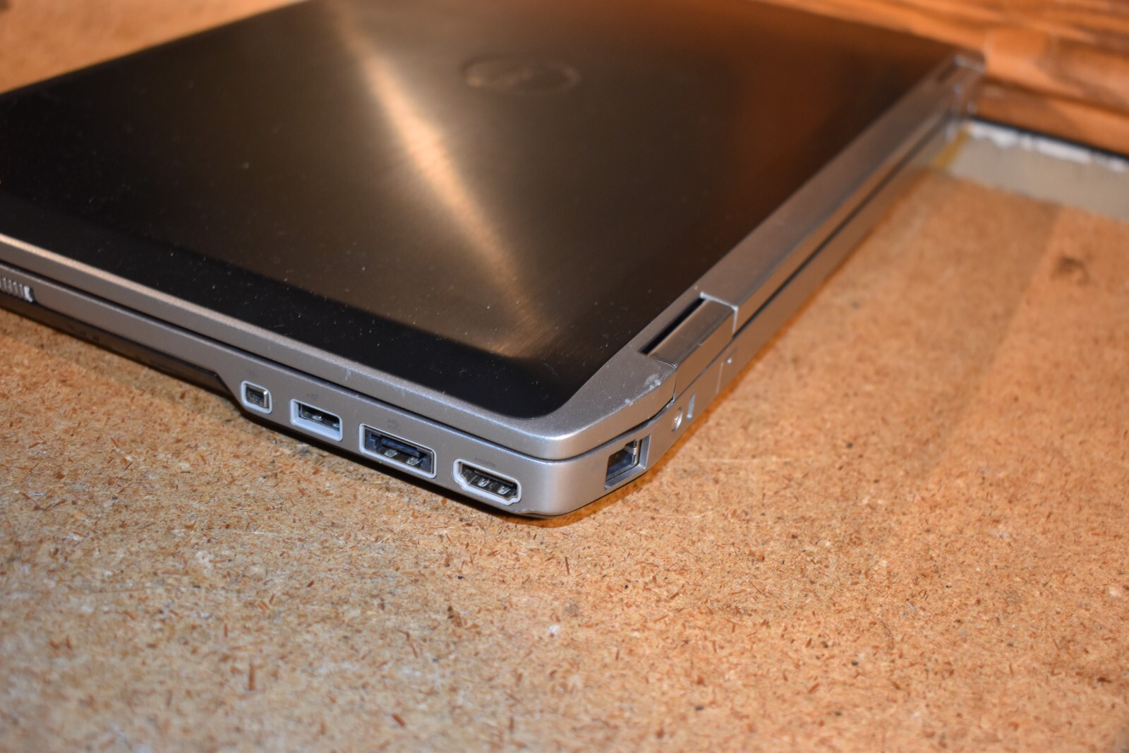 Dell Latitude E6520 Intel Core i7-2620M 4GB RAM 250GB HDD Windows XP Pro NVidia