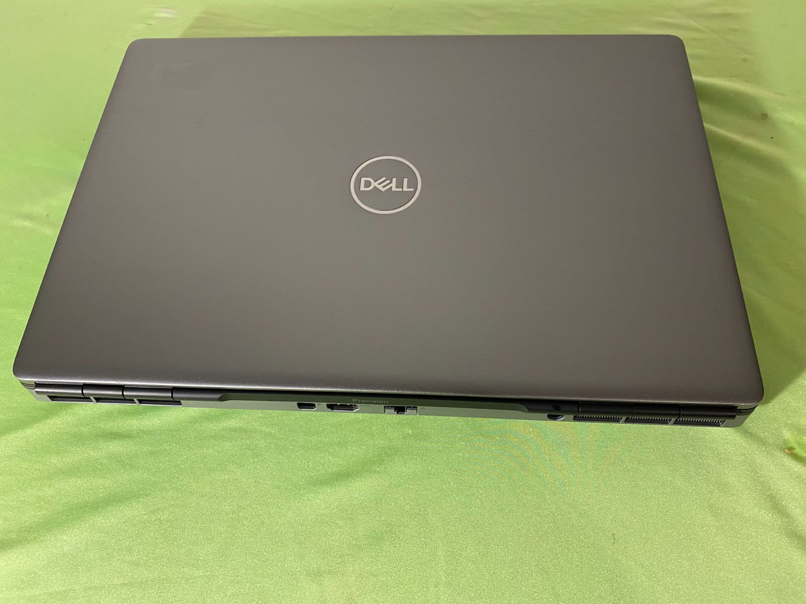 Dell Precision 7550 15.6″ Intel i7-10750H 64GB RAM 512B SSD NVIDIA Quadro T2000