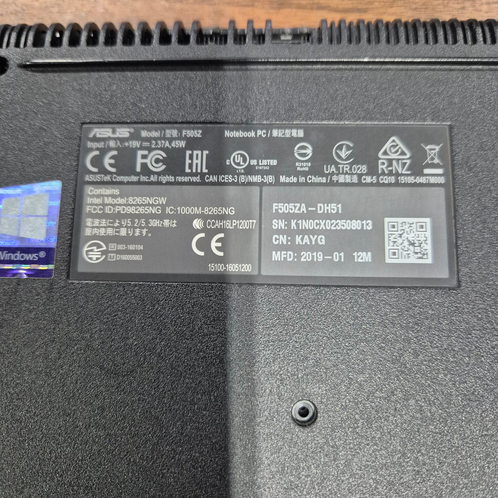 asus f505z notebook ryzen 5 2500u 12gb ram 240gb ssd