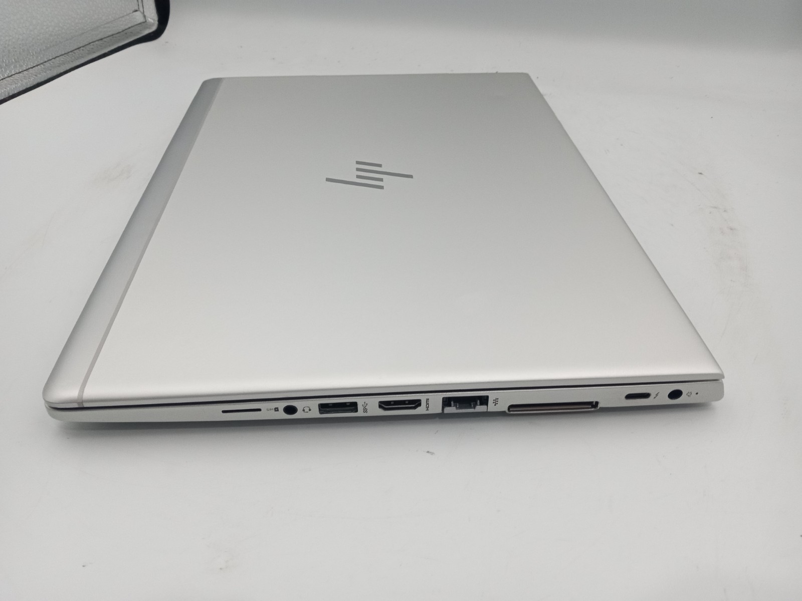 HP EliteBook 830 G6 13″ Touch Intel Core i5 8th Gen 4GB RAM 128GB SSD Windows 11