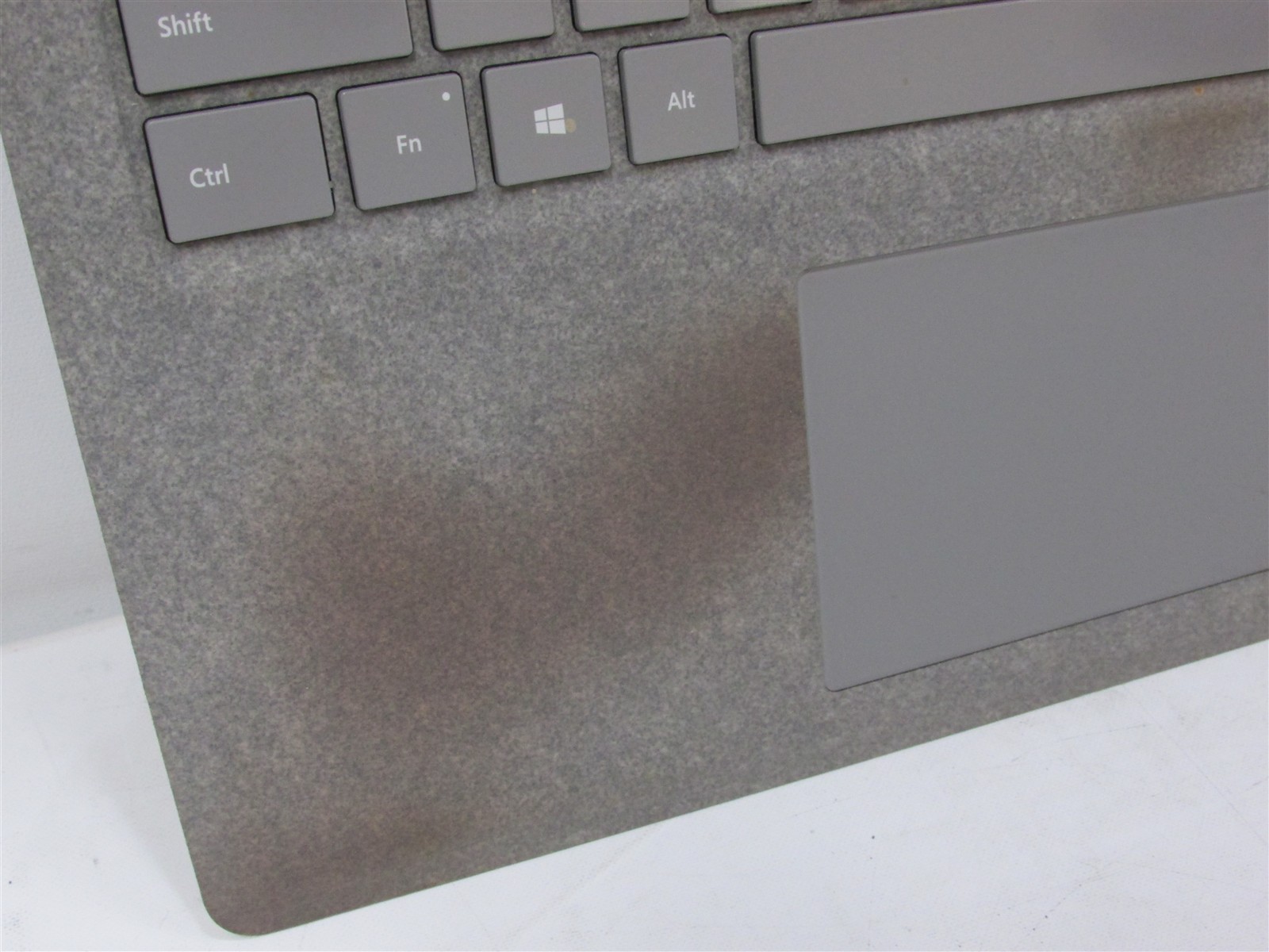 Microsoft Surface Laptop 2 1769 i5-8350U 2.4GHz 8GB RAM 128GB 13.5″ Win 11 Pro