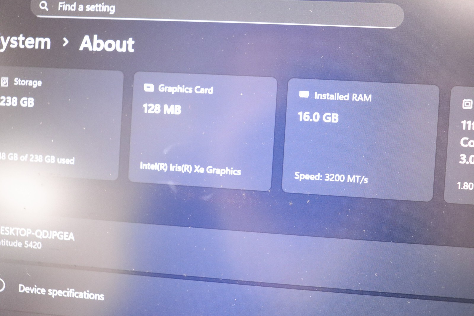 Dell Latitude 5420 14″ Intel i7-1185G7 16GB 256GB NVMe Win 11 Pro