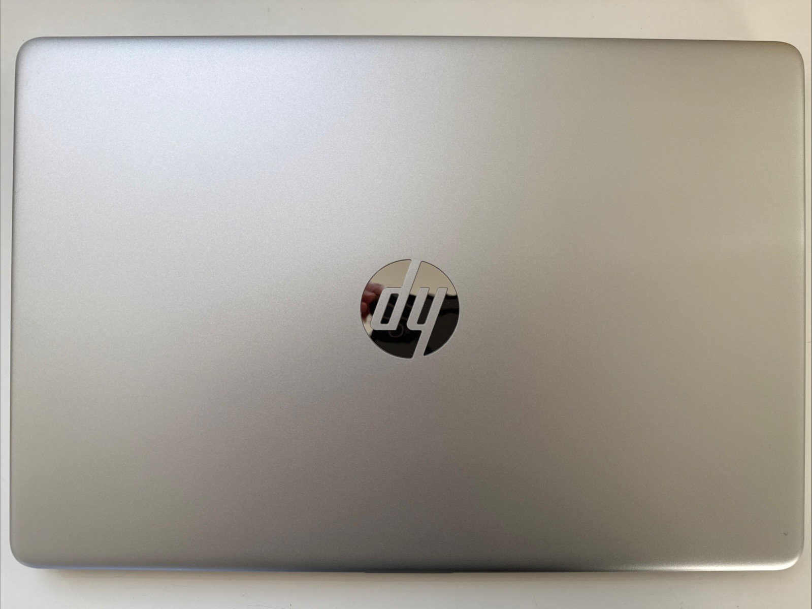 HP 15-dy1024wm 15.6″ HD Intel Core i3-1005G1 8GB RAM 512GB SSD Windows 11 Home