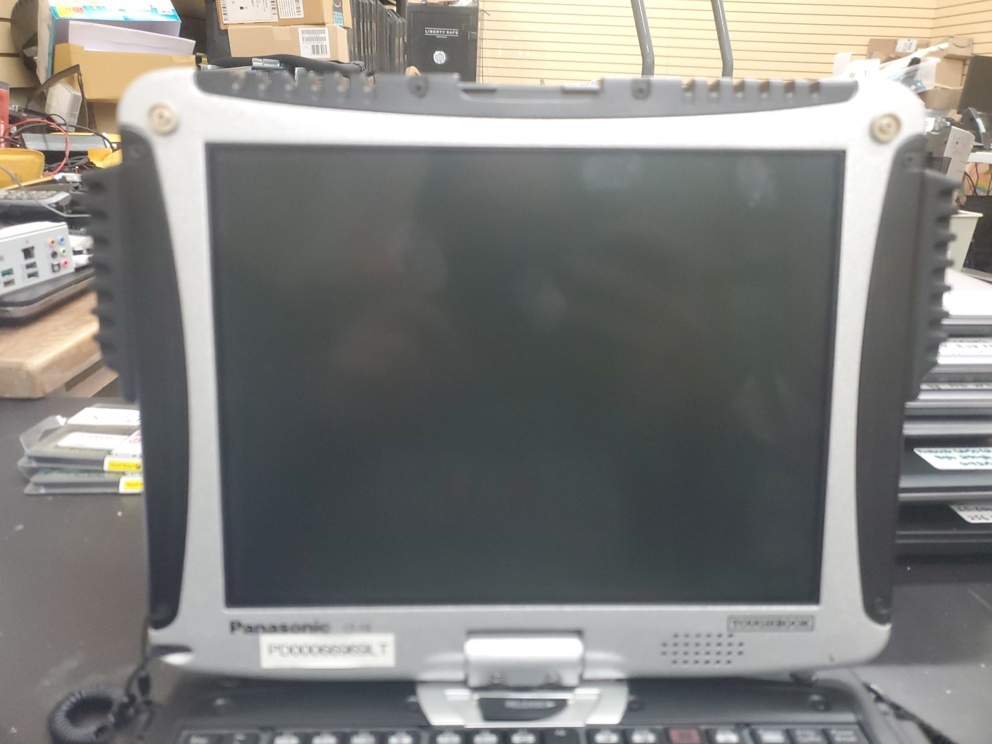 Panasonic Toughbook CF-19, i5-540 @ 1.2GHz, 4GB RAM, NO HD/caddy 6550 Hours