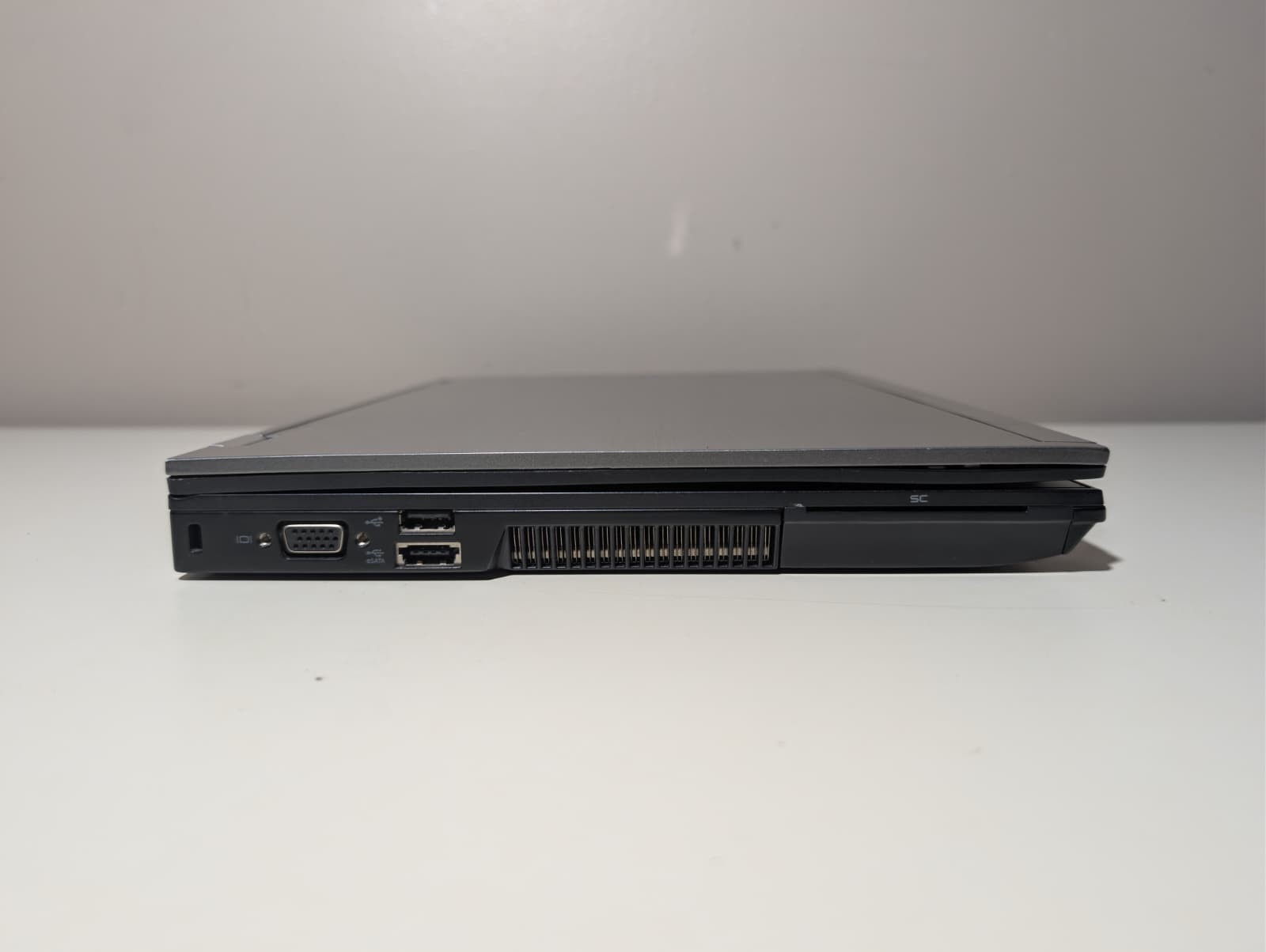 Dell Latitude E6410 | i5 4GB RAM 250GB HD | NVIDIA Backlit Win 7 32-Bit DVD+RW