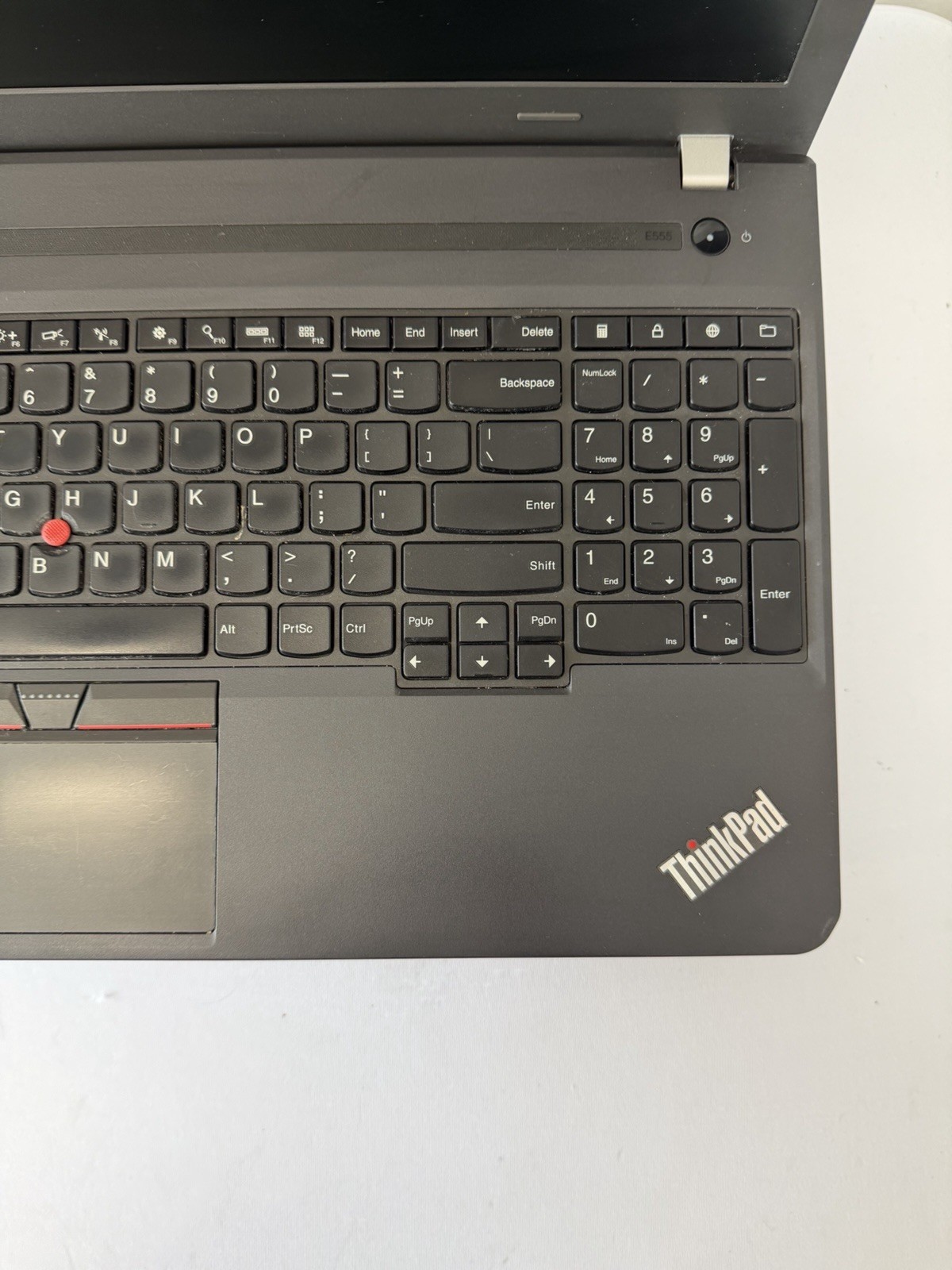 Lenovo Thinkpad E555 Laptop – AMD A10 – Unknown if Screen is Good – Read Des