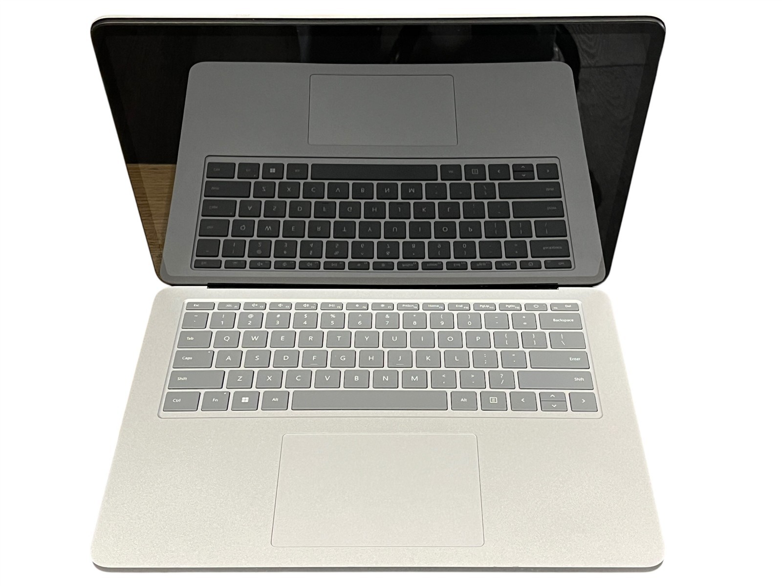 Microsoft Surface Laptop Studio 1964 i7-11370H 3.3GHz 16GB 512GB WIN11PRO 14.4″