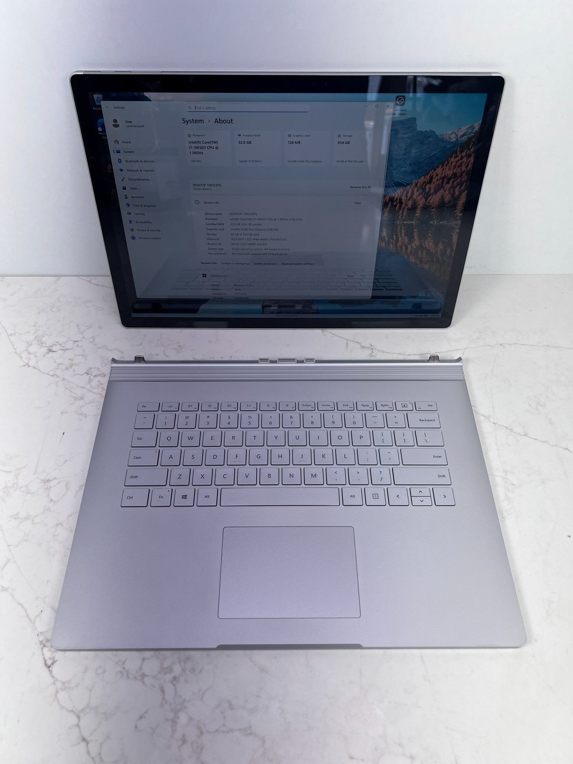 Microsoft Surface Book 3 Laptop Intel i7-1065G7 32GB RAM 1TB SSD W11 Pro USB C