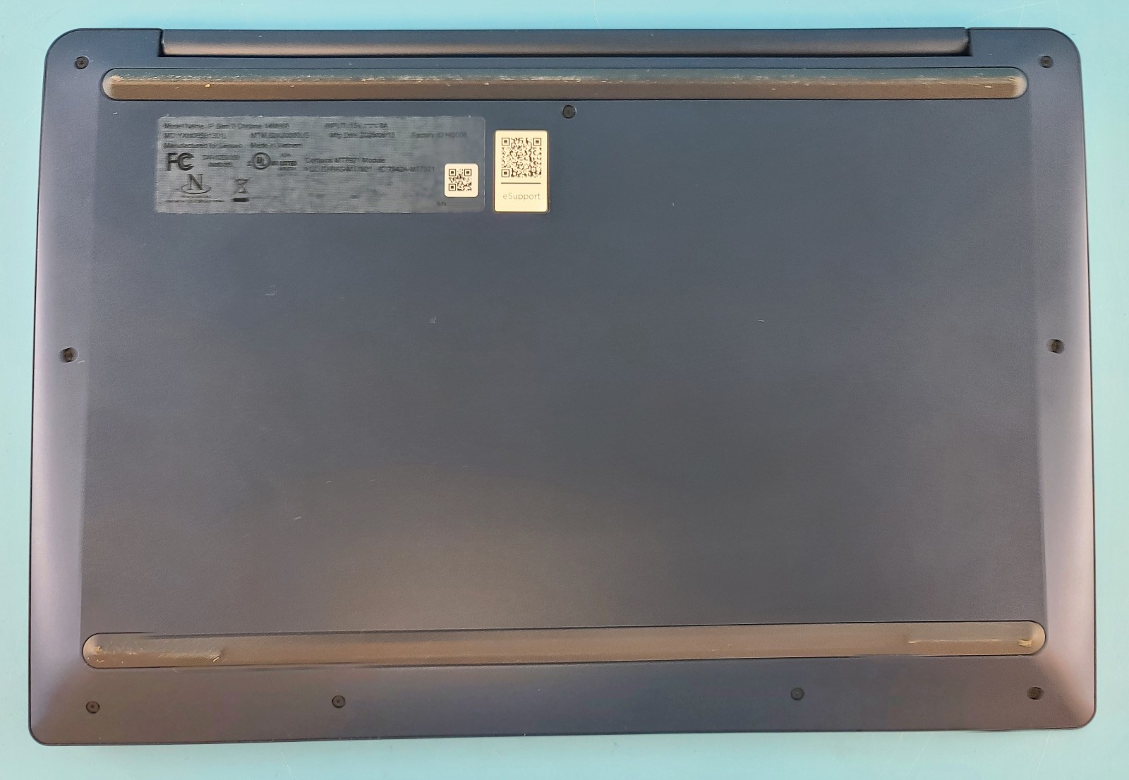 Lenovo IP Slim 3 Chrome 14M868 82XJ0000US 14″ Chromebook Octa-Core 4GB 64GB eMMC