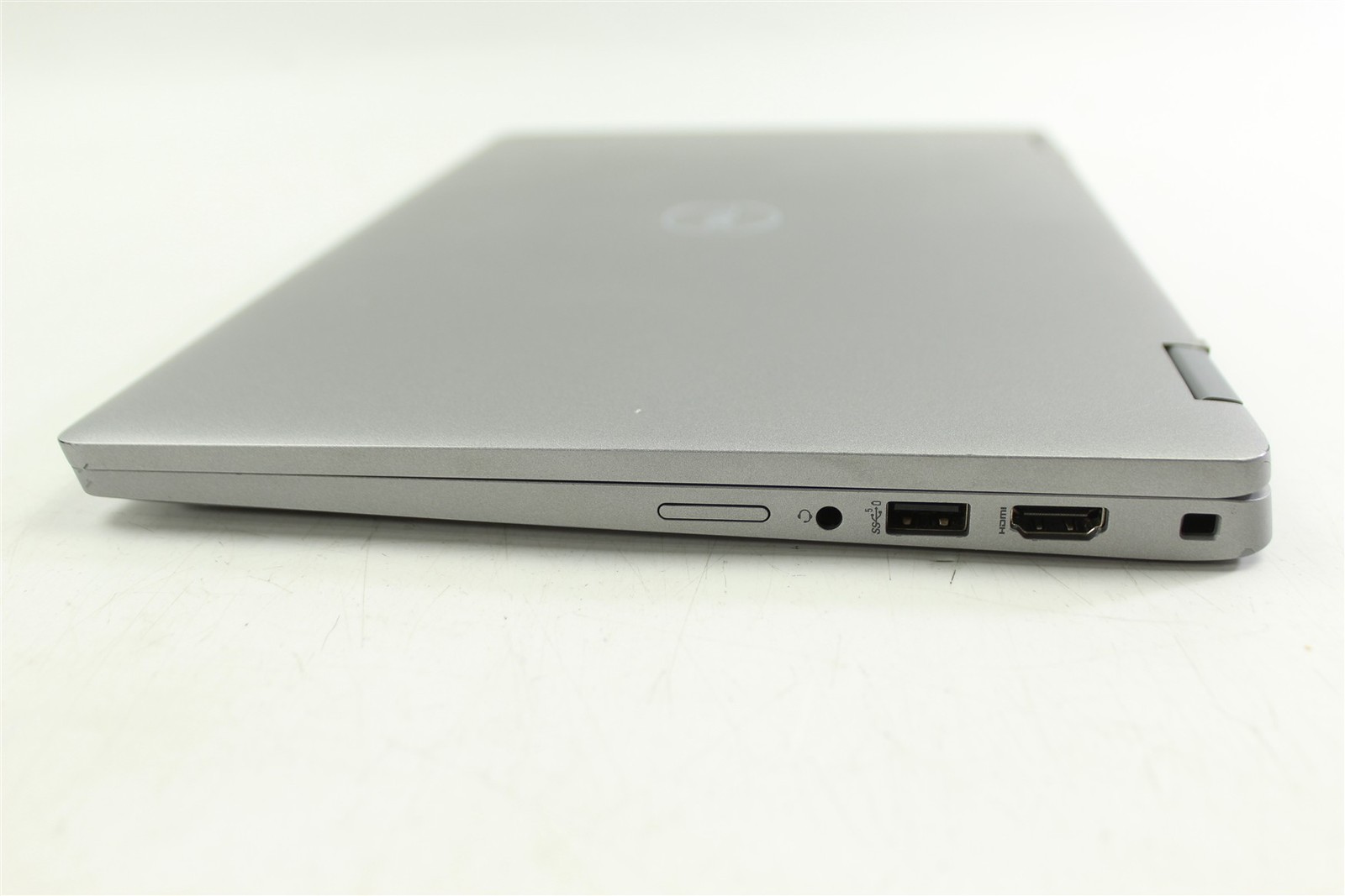 Dell Latitude 5330 13.3″ FHD Touch i7-1265U 1.8GHz 256GB SSD 16GB RAM W11H
