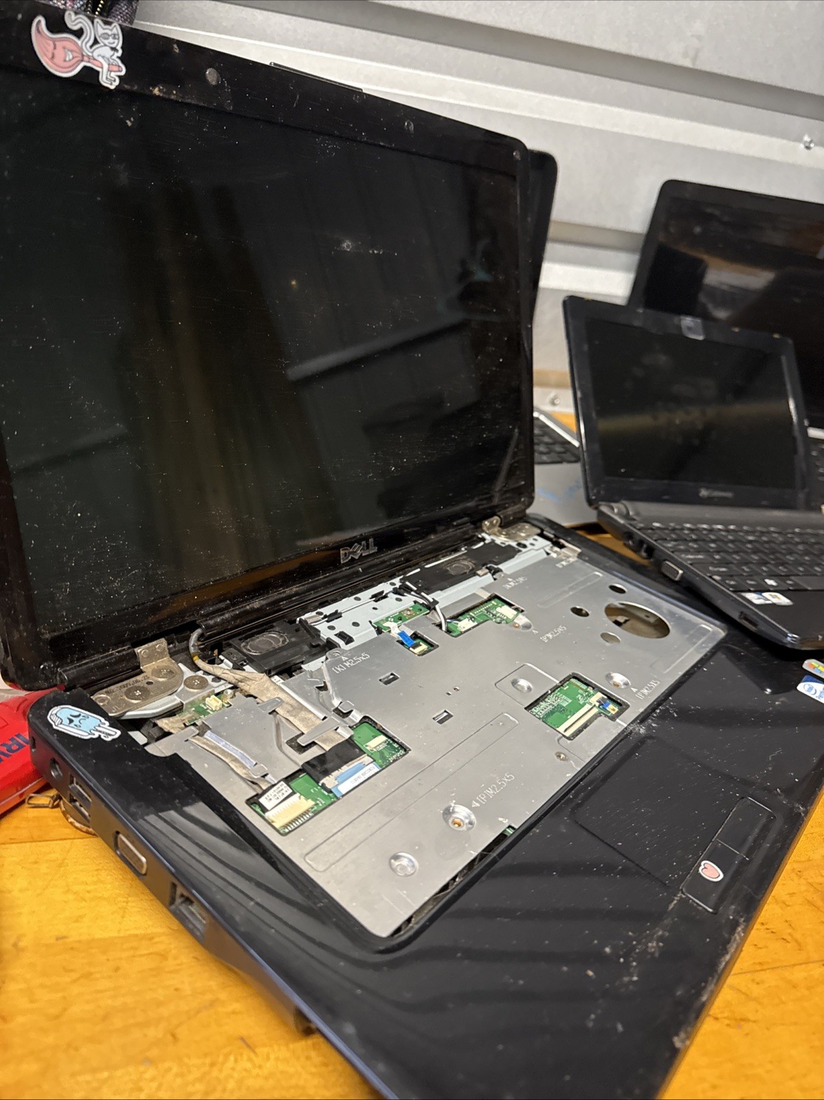 Laptops White ASUS GATEWAY LT2805u HP 15, hp DELL READ PARTS Only