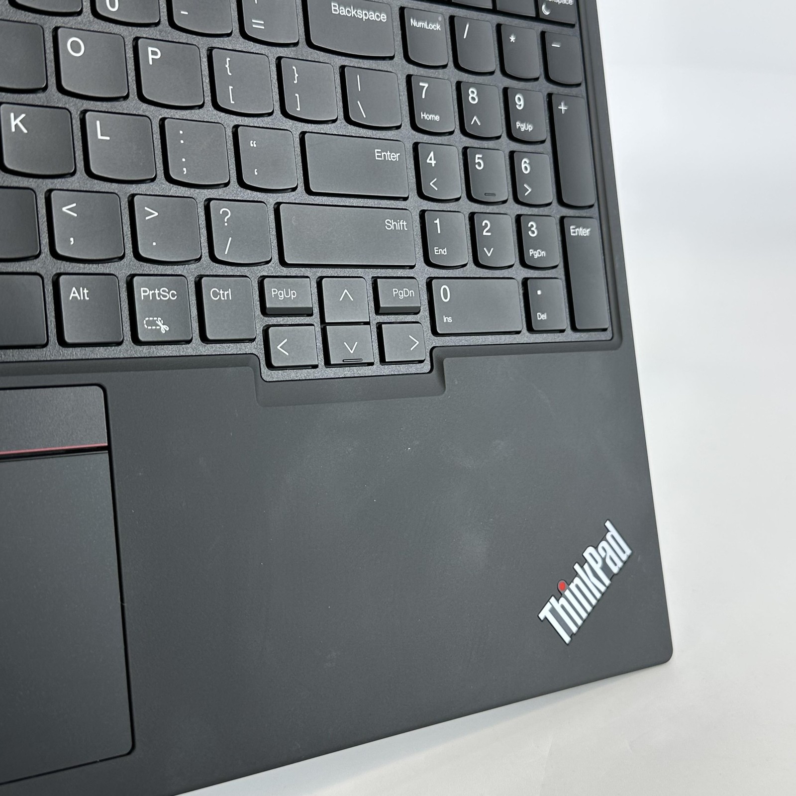 Lenovo ThinkPad T16 Gen 1 Gray FHD+ 2.2 GHz i7-1270P 16GB 512GB SSD Very Good