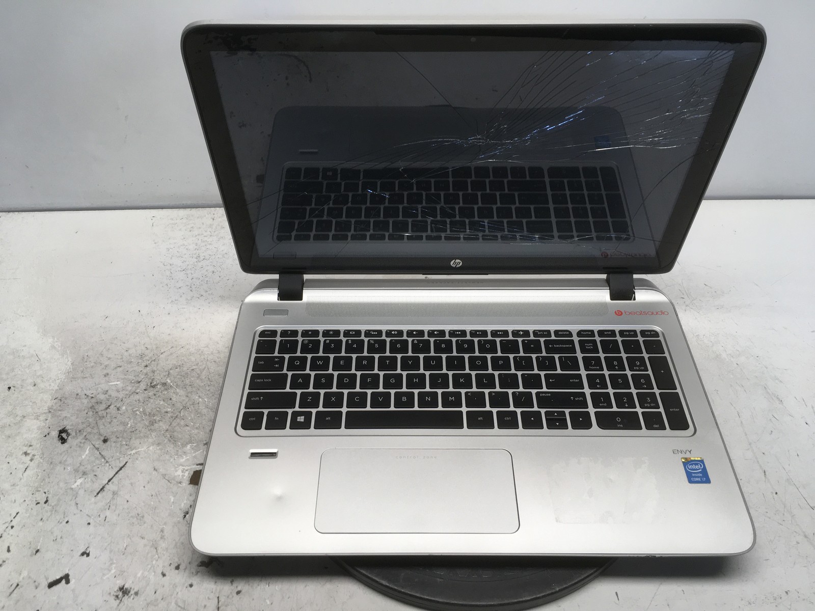 HP Envy 15T-K000 Intel i7-4710HQ 2.5GHz 16 GB NO HDD No Batt