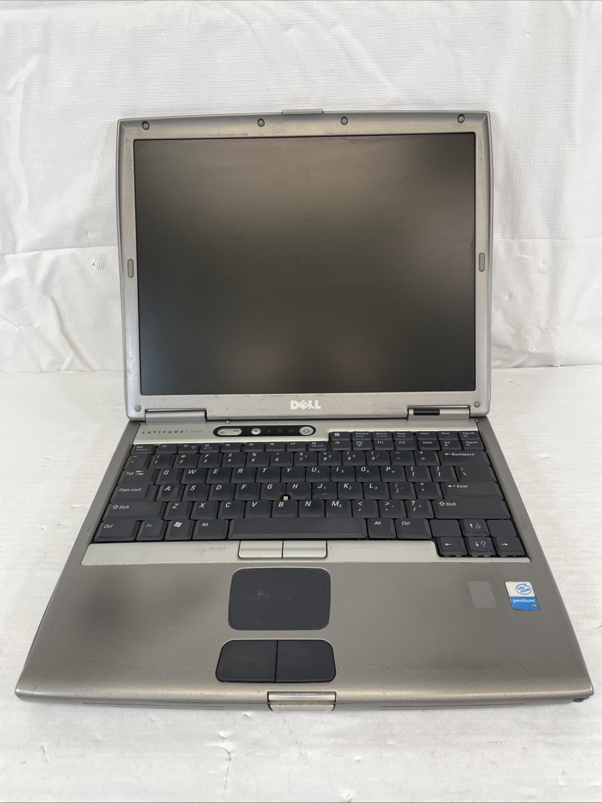 Retro Gaming Dell Latitude D600 Pentium M 1.4GHz 1GB RAM 60GB HDD Windows XP