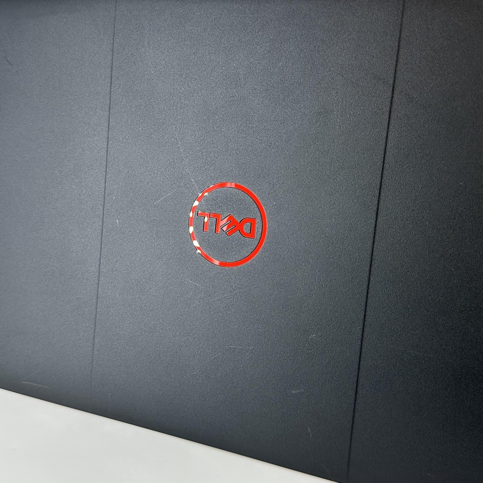Dell G3 3590 15 FHD i5-9300H 2.40GHz 8GB RAM 512GB SSD GeForce GTX 1660 Ti Max-Q