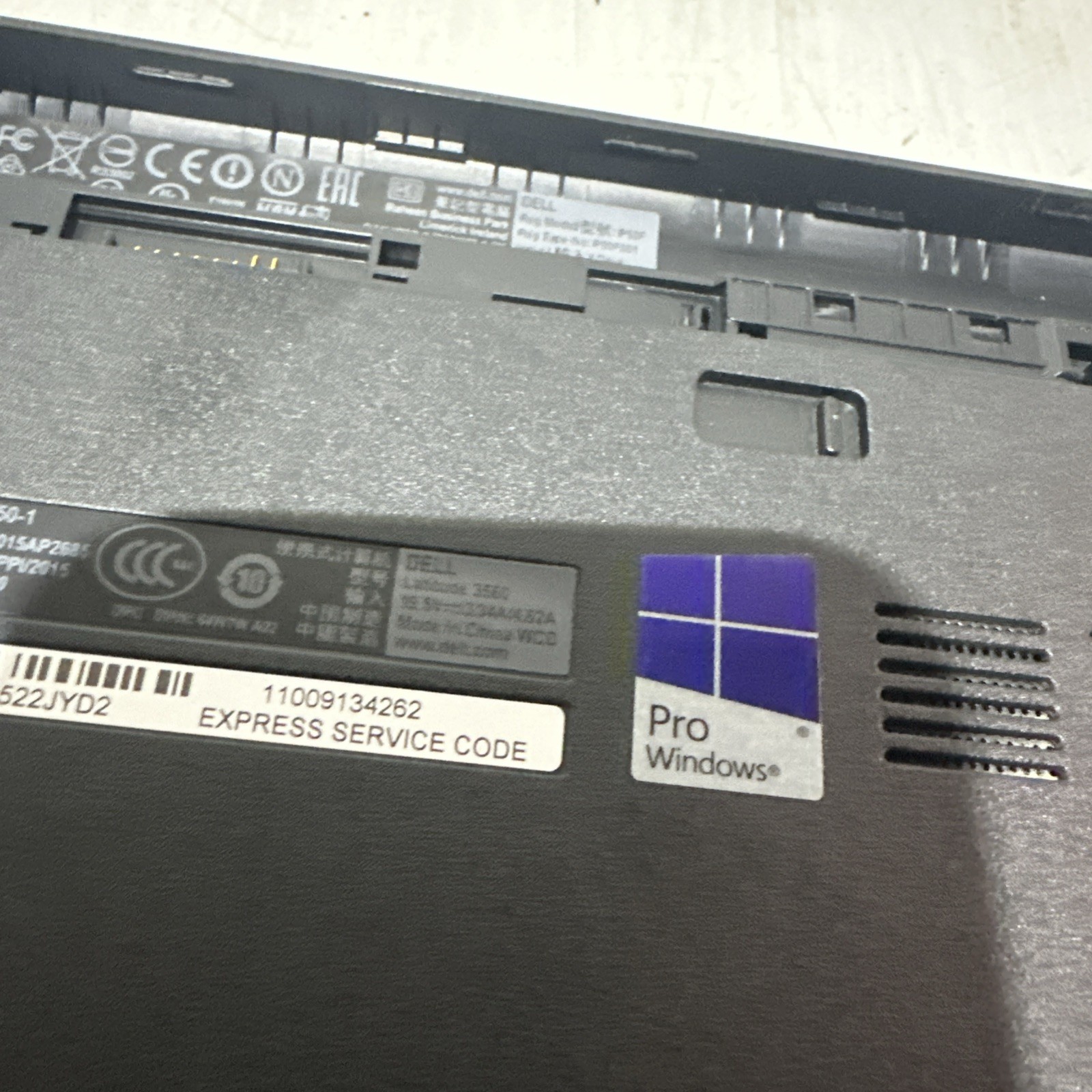 Dell Latitude 3560 15″ Laptop i3-5005u 4gb Ram No Drives Boots Bios