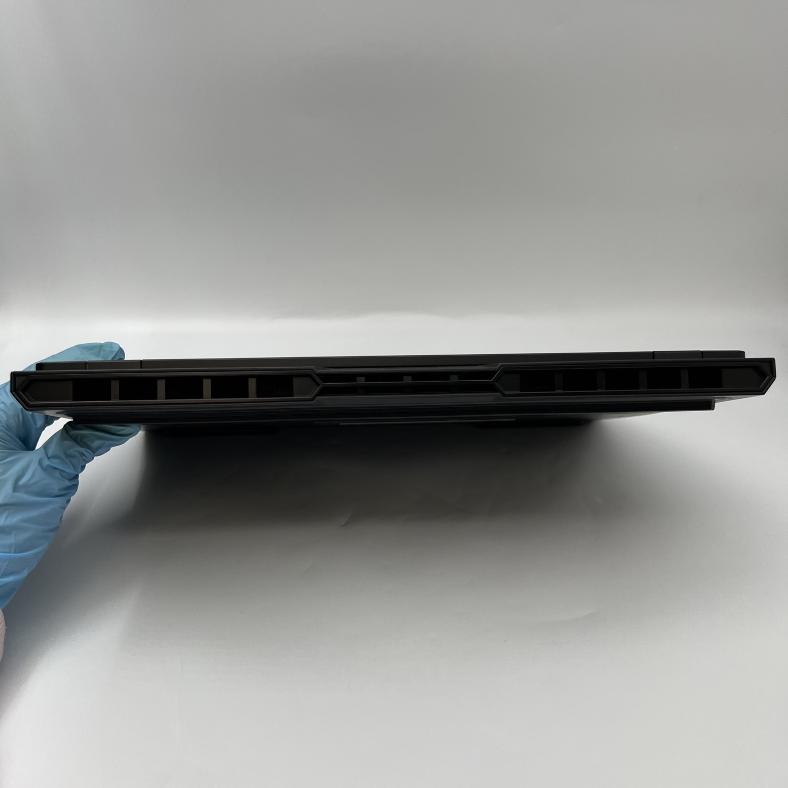 Lenovo Legion Pro 5 16IAX10H 16″ Ultra 9 275HX 32GB 1TB SSD RTX 5070 – Used
