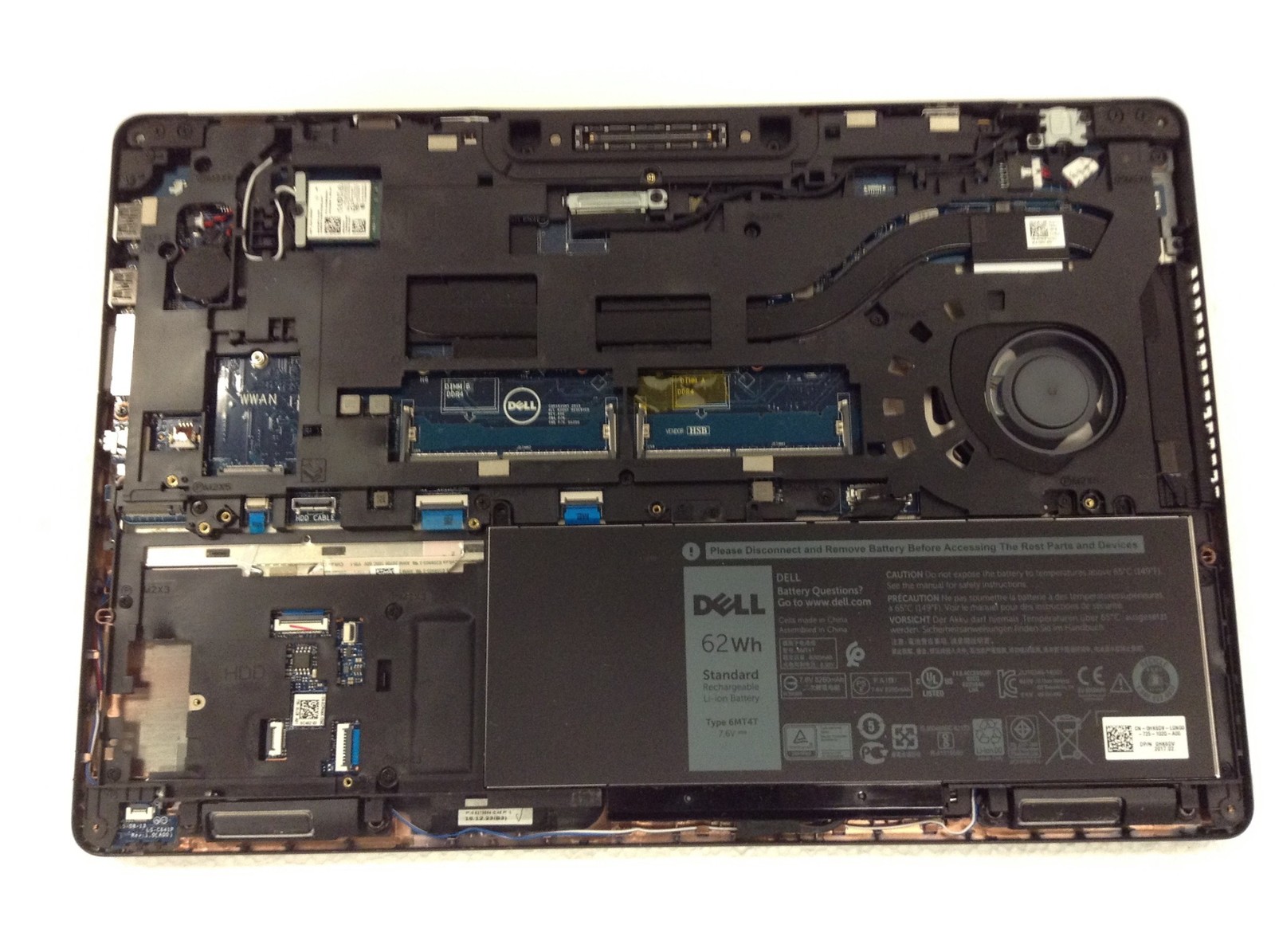 Dell Latitude E5570 Laptop i5-6300U 2.40Ghz 15.6″ No RAM/HDD NO POWER AS-IS