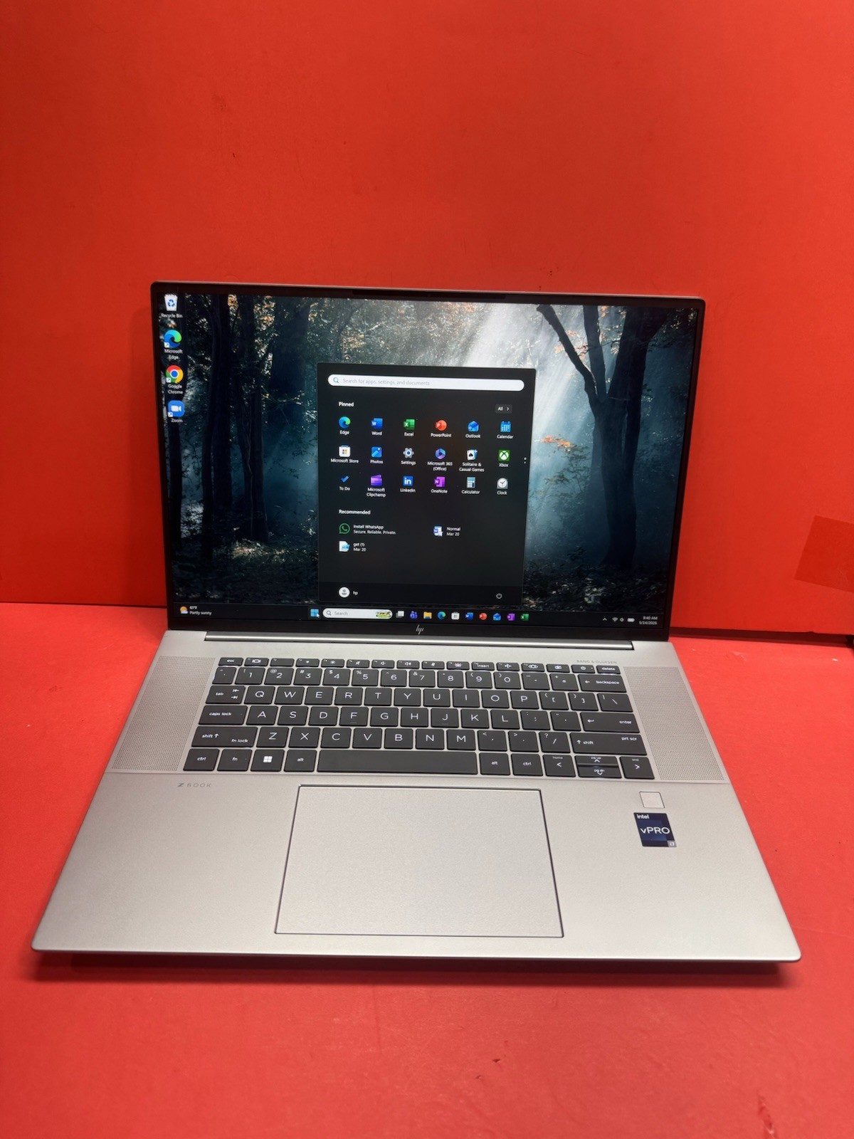 HP ZBook Studio G10 16″ 4K+ 13th I7-13800H 2500Mhz 1TB SSD 32GB Windows Pro