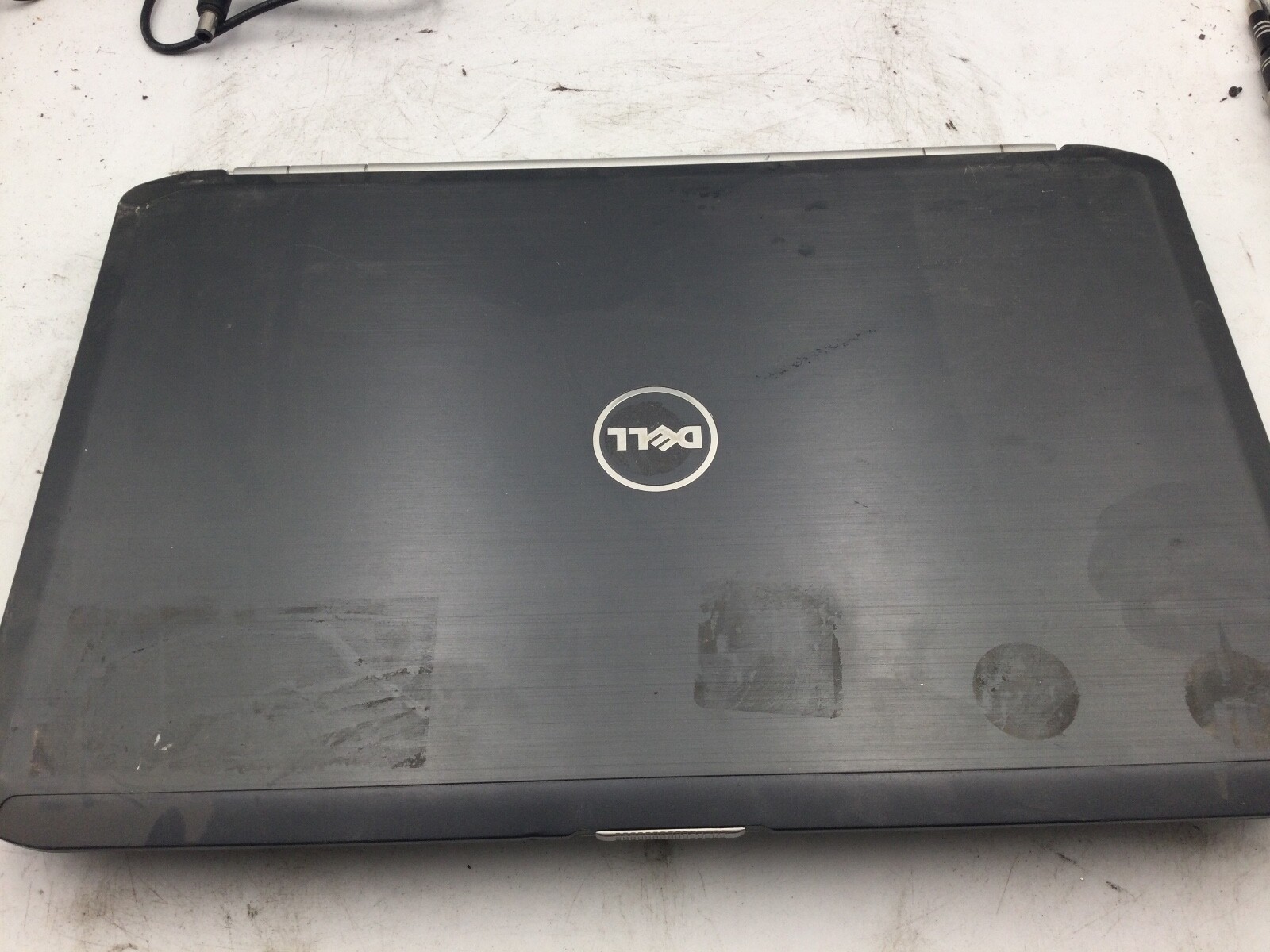 DELL LATITUDE E5520 – BOOTS TO BIOS – INTEL I5 2520 – NO RAM – BAD LCD – READ-BB