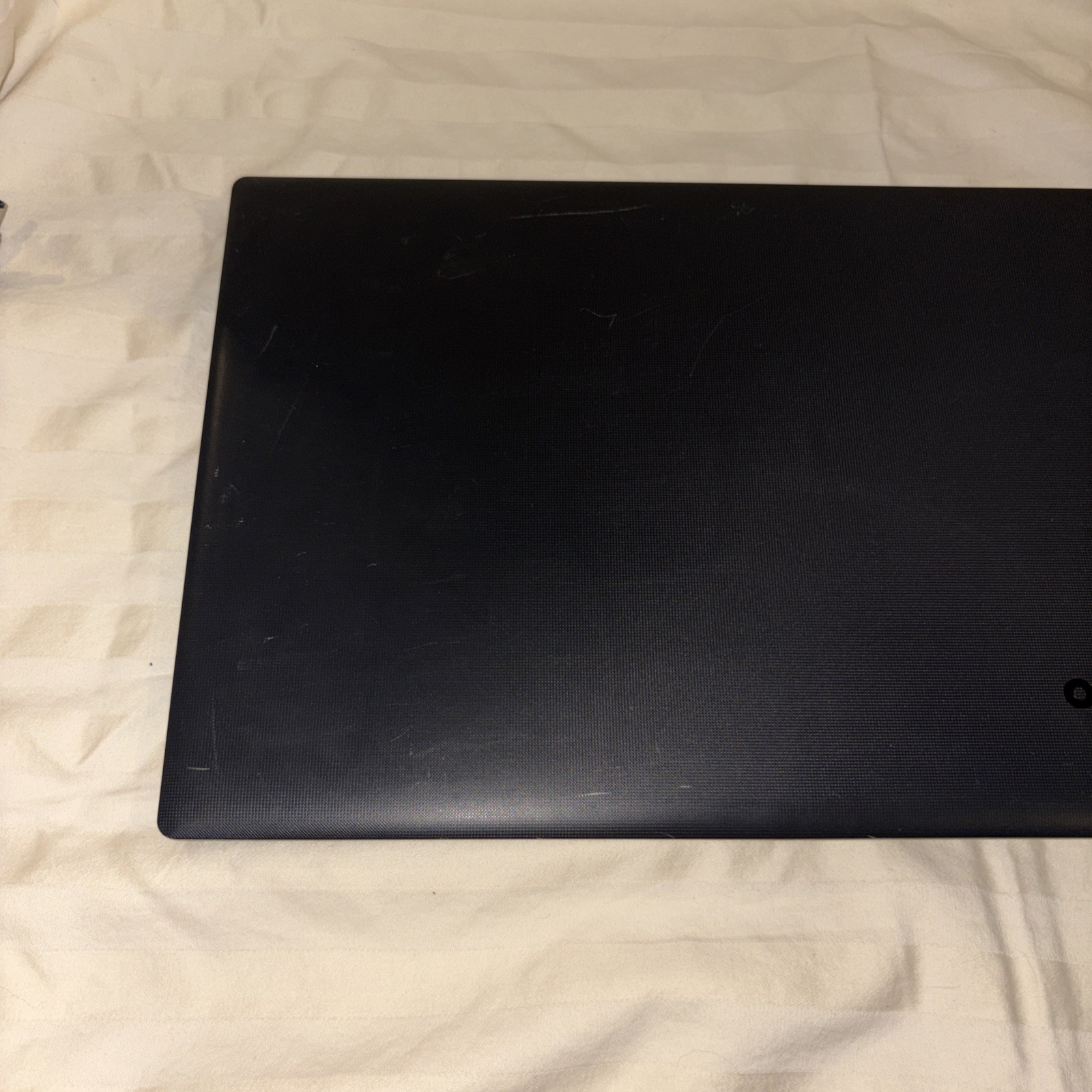 Lenovo IdeaPad 1 130-15AST 15.6″ A6 9225 2.6GHz 4GB RAM 500GB HDD