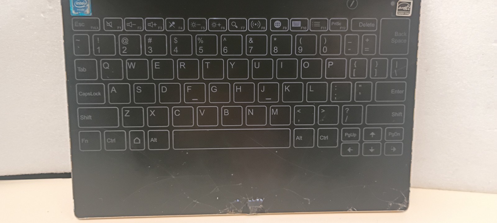 Lenovo Yoga Book YB1-X90F 10.1″ PARTS/REPAIR BROKEN SCREEN BROKEN PARTS AS IS