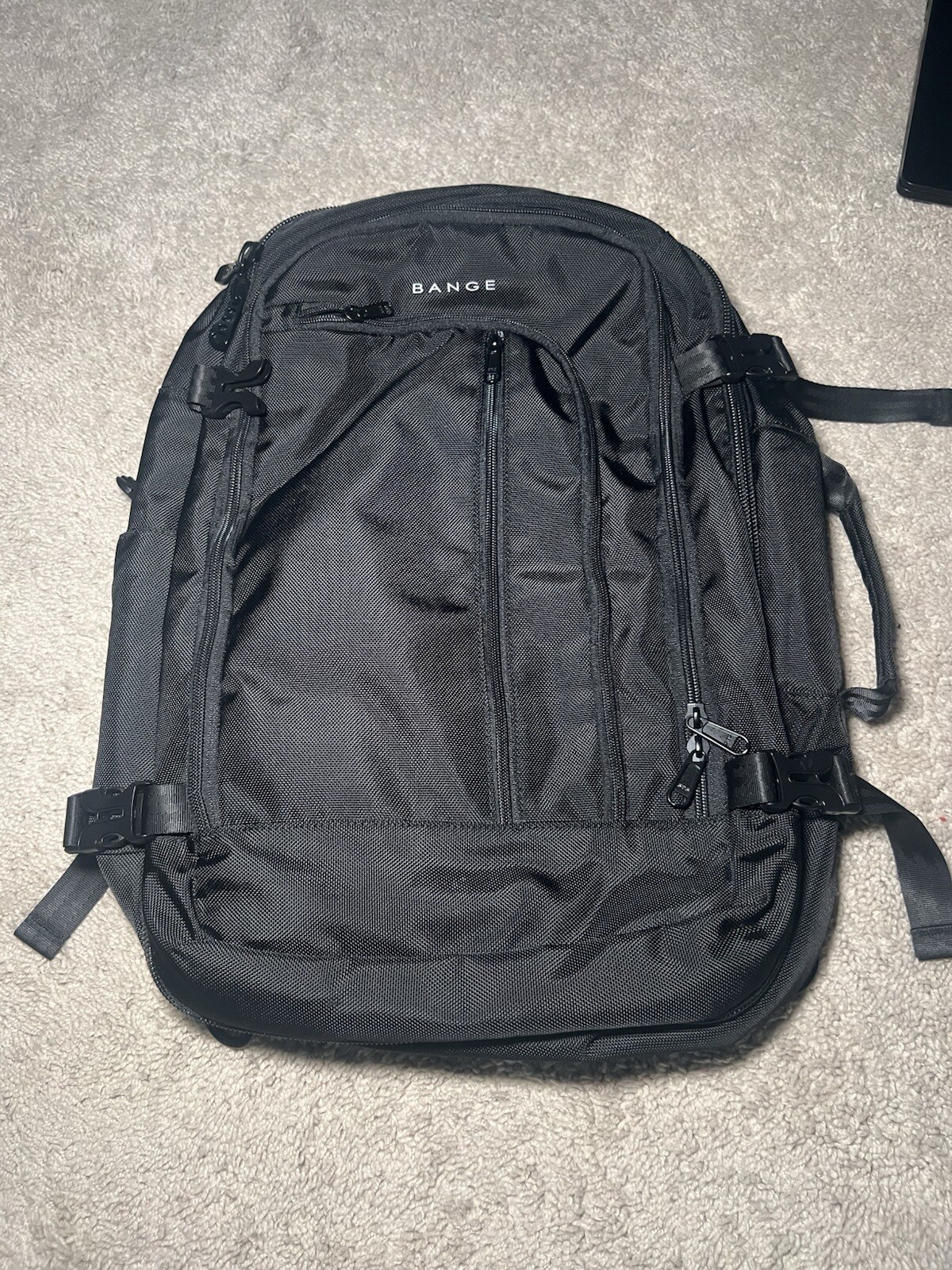 Dell Computer With Bange Backpack