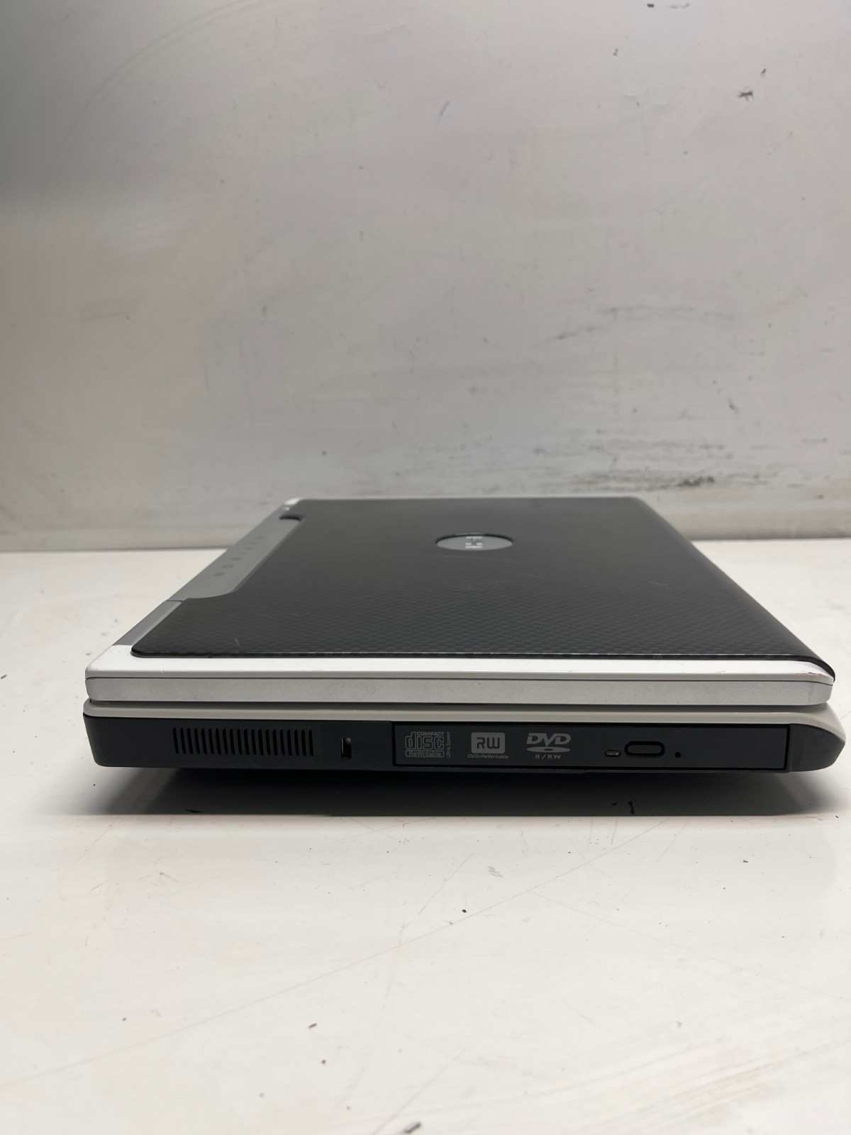 Dell Inspiron E1505 Intel Core Duo 1.73GHz 2GB NO HDD