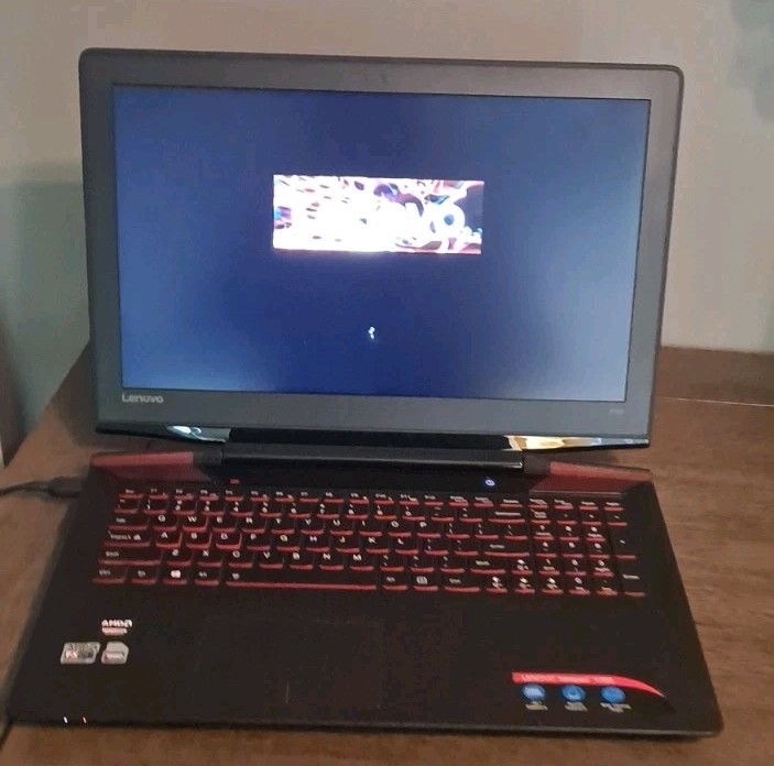 Lenovo Y700-15ACZ Ideapad 80NY Gaming Laptop Keypad Lights Up Red Read All Photo