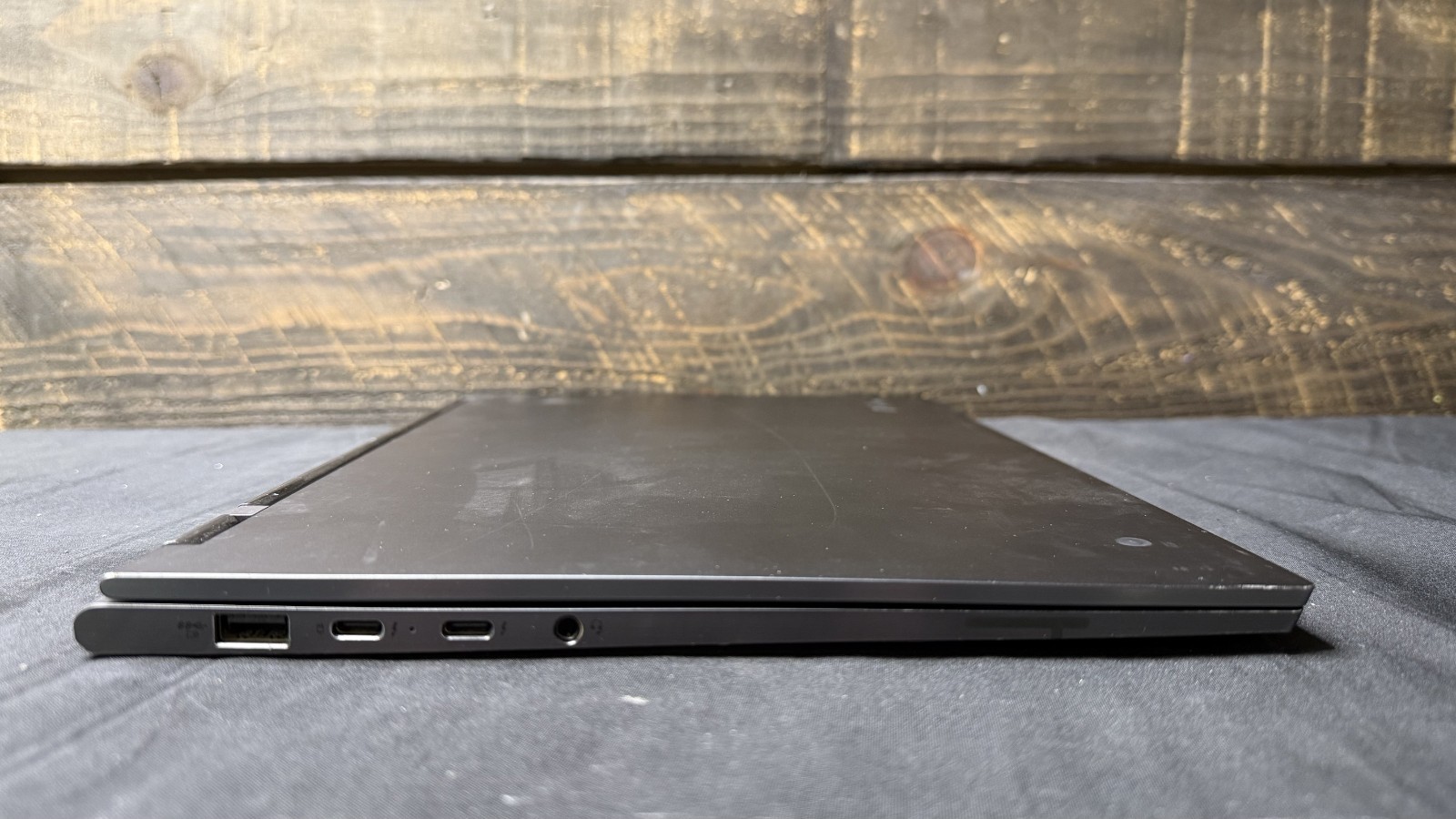 Lenovo Yoga C930-13IKB – i7-8550U – 12GB RAM -238GB SSD Win10