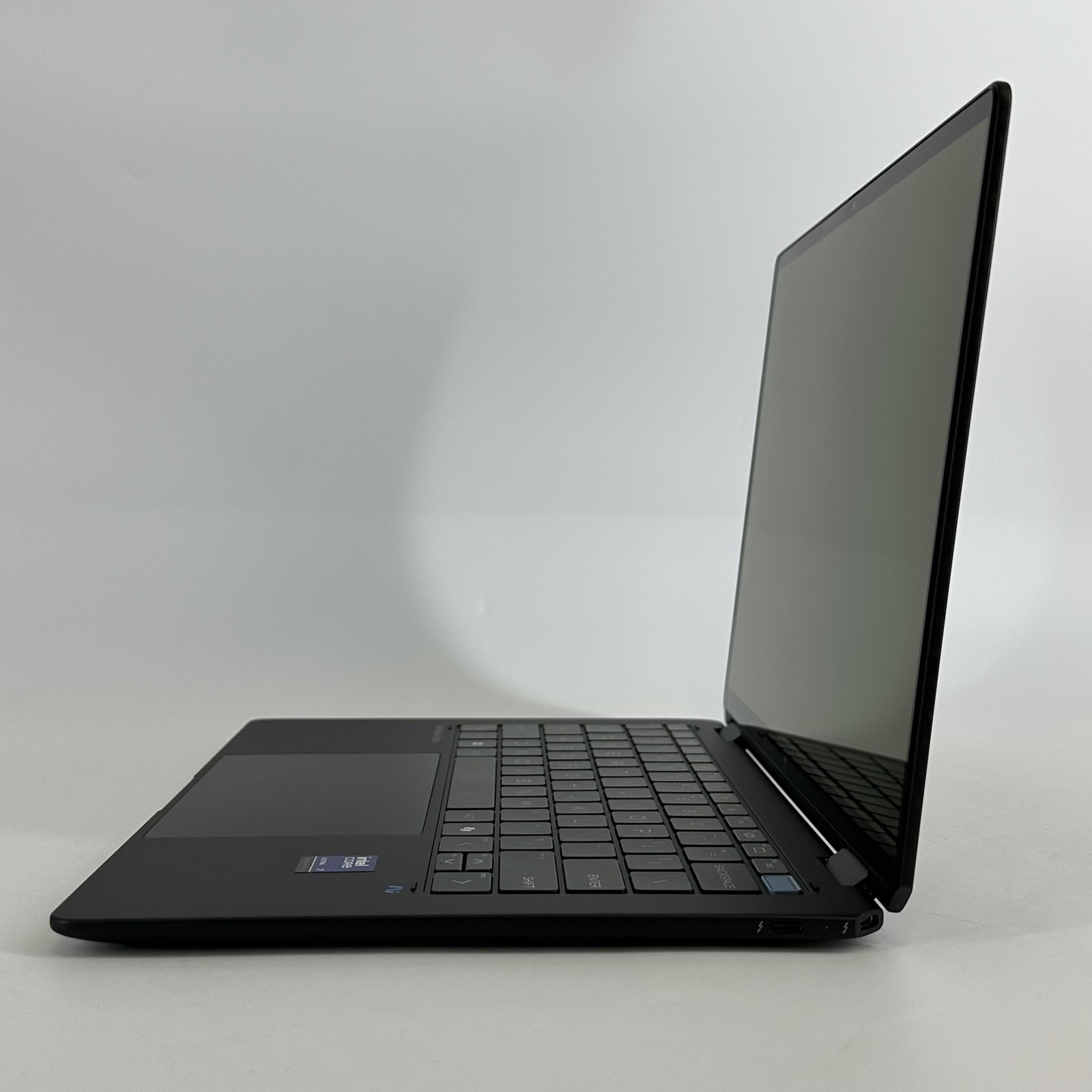 HP OmniBook Ultra Flip 14 3K TOUCH 2.2 GHz Ultra 7 256V 16GB 1TB SSD Excellent