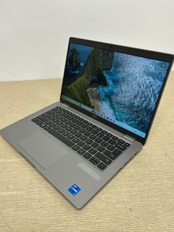 Dell Latitude 5420 14″ FHD Laptop Intel Core i5-1135G7 16GB 256GB Windows 11 Pro