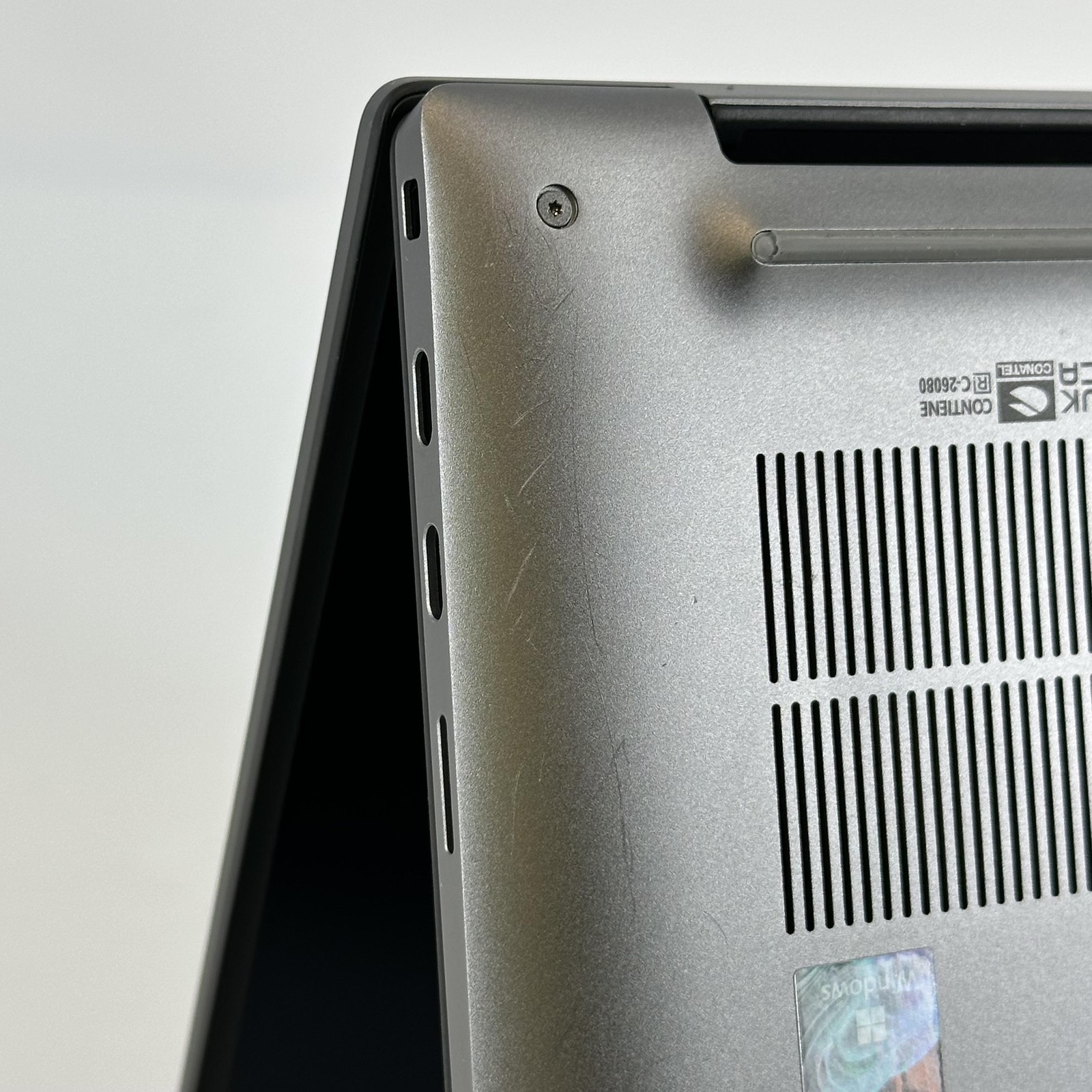 Dell Precision 5480 14 FHD 2.5 GHz i7-13800H 32GB 256GB SSD RTX A1000 Good