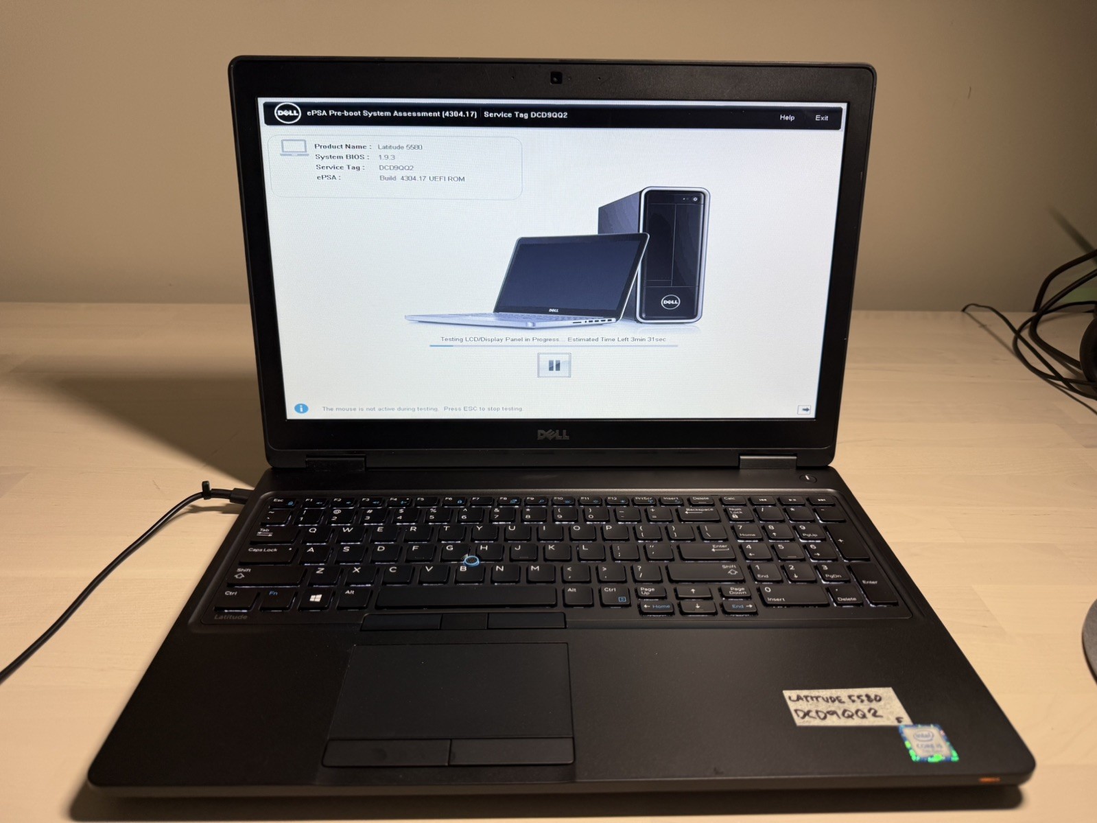 Dell Latitude 5580 Laptop Intel Core i5 7th Gen No HD/OS/AC Adapter- Bad Battery