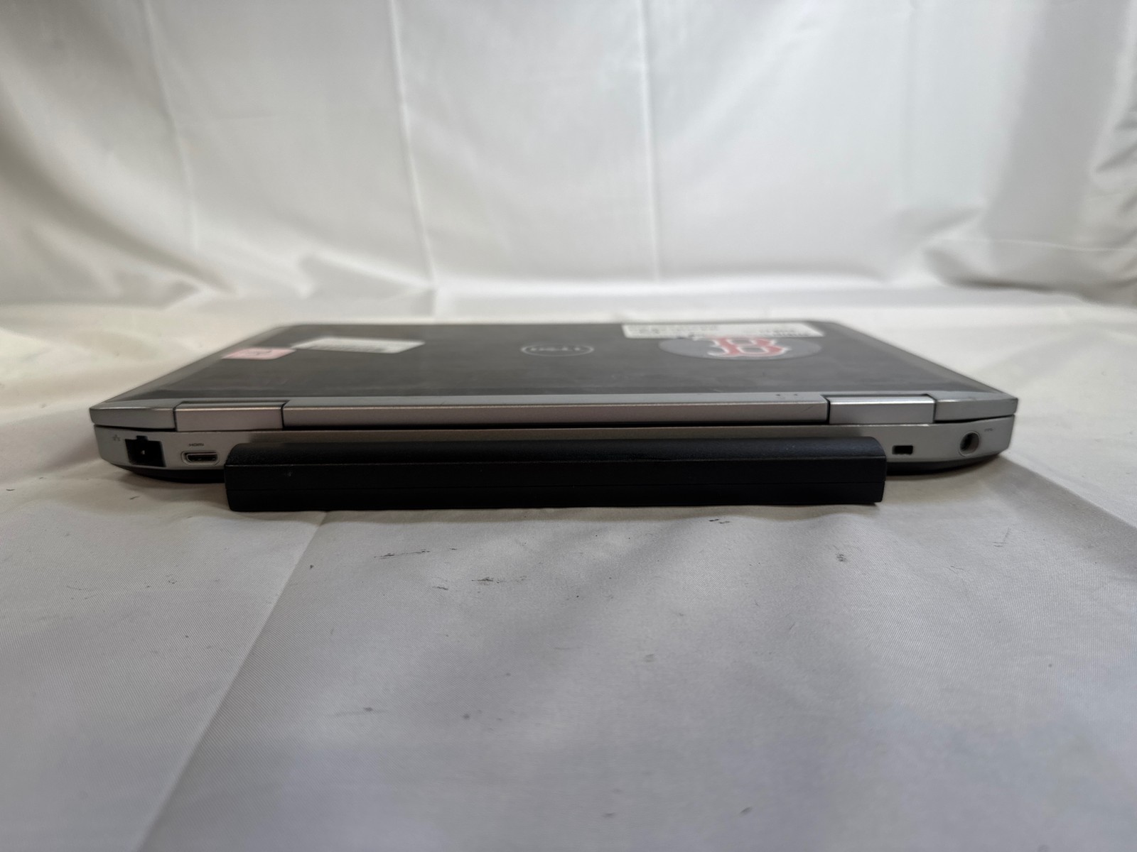 Dell Latitude e6320 Intel Core i7-2620M 8 GB No Drive 13.3″