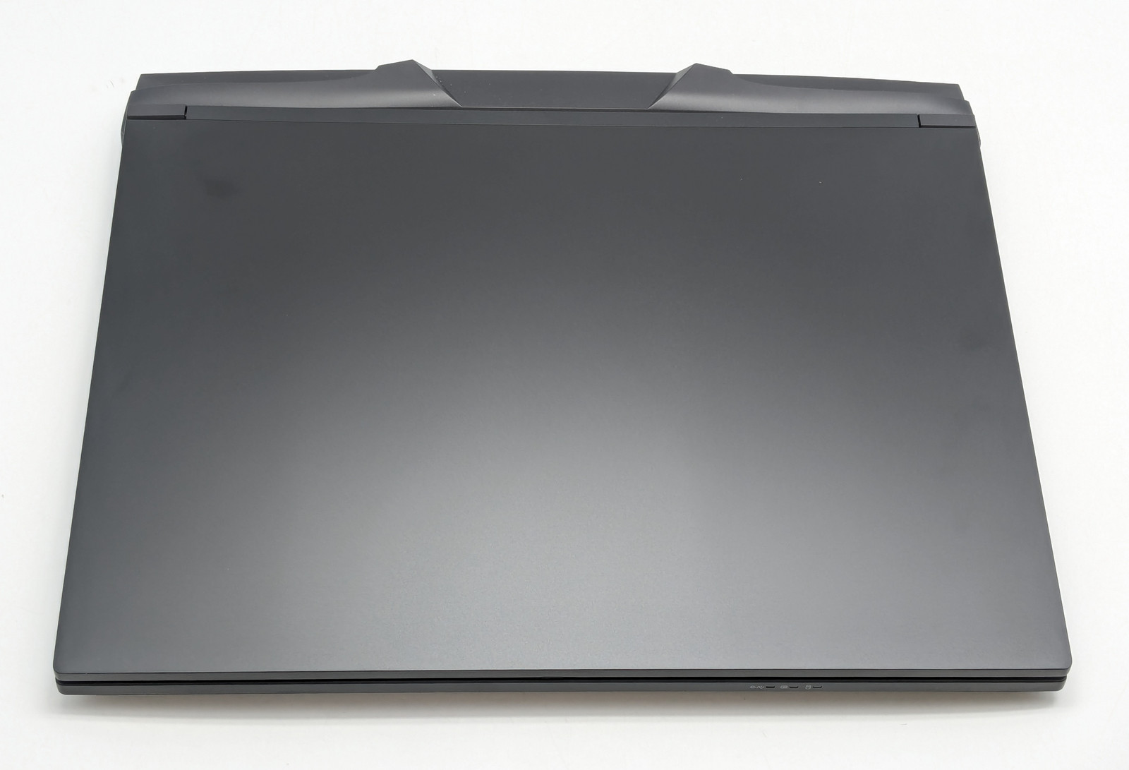 Clevo X580WNS 18″ Ultra 9 275HX 96GB DDR5 1TB SSD NVIDIA GeForce RTX 5080 W11H