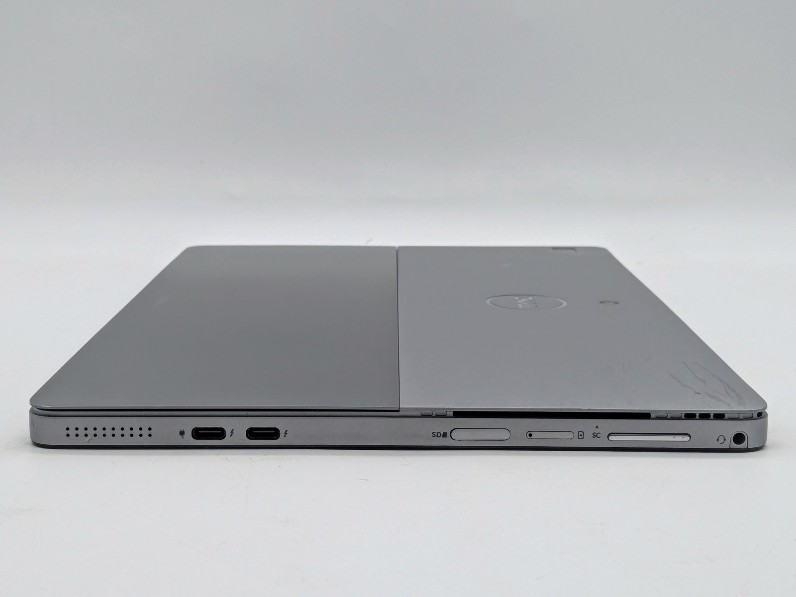 DELL LATITUDE 7200 2-IN-1 12″ FHD+ Touch I5-8365U 128GB SSD 8GB W10P FPR *READ*