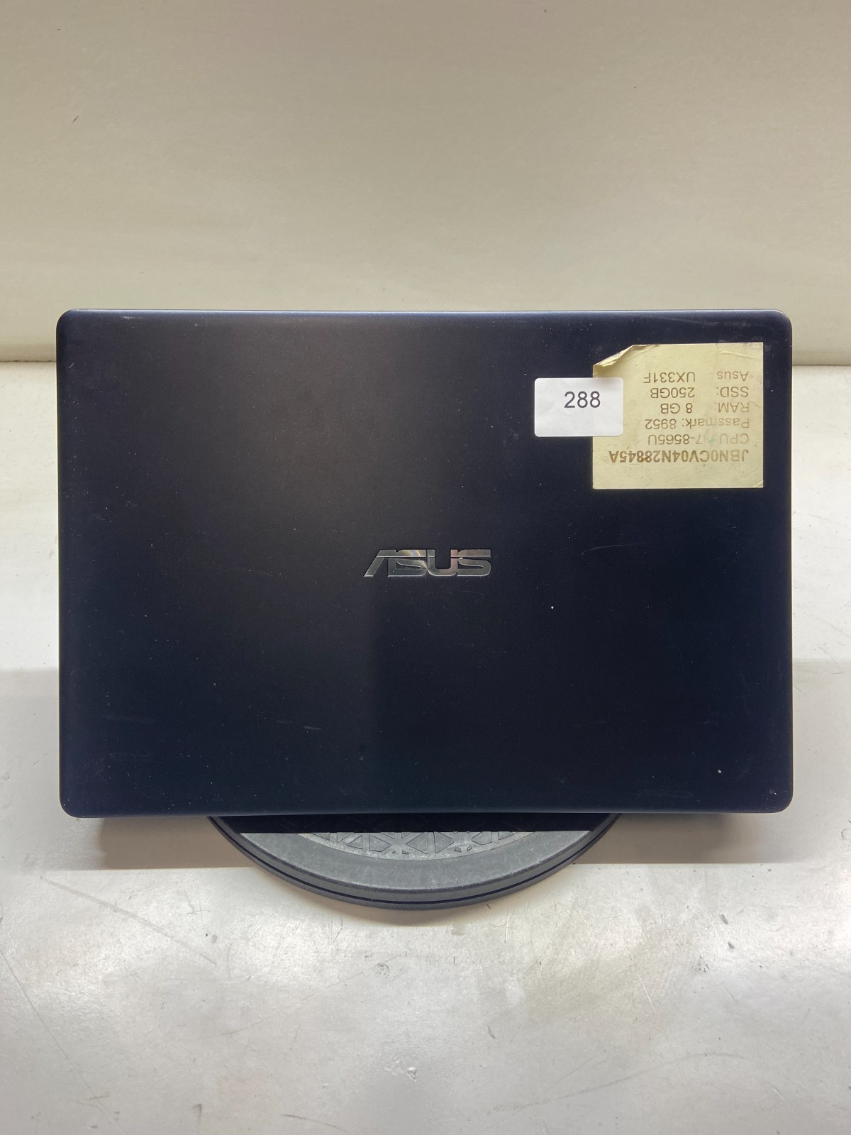 Asus Zenbook UX331F Intel Core i7-8565u 1.8GHz 8GB NO HDD READ