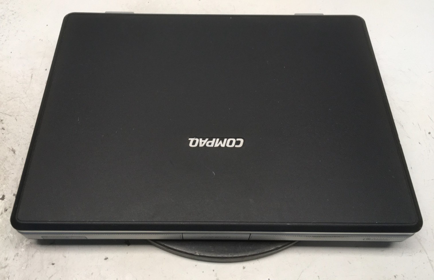 Compaq Presario C502US Intel Celeron M 440 1.86GHz 512 MB NO HDD No Batt