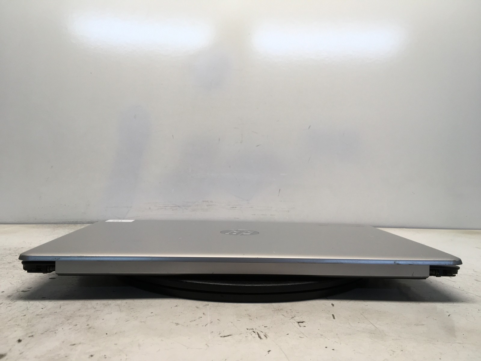 HP 17-CA1 AMD Ryzen 3 3200U 2600MHz 8 GB NO HDD