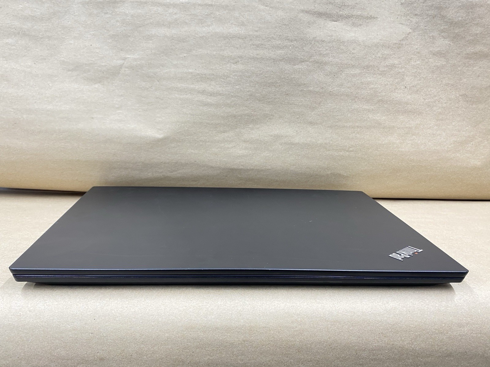 Lenovo E585 – 15.5′ FHD- AMD Ryzen 5 2500U – 4GB – 256GB – Win 10 NO Battery